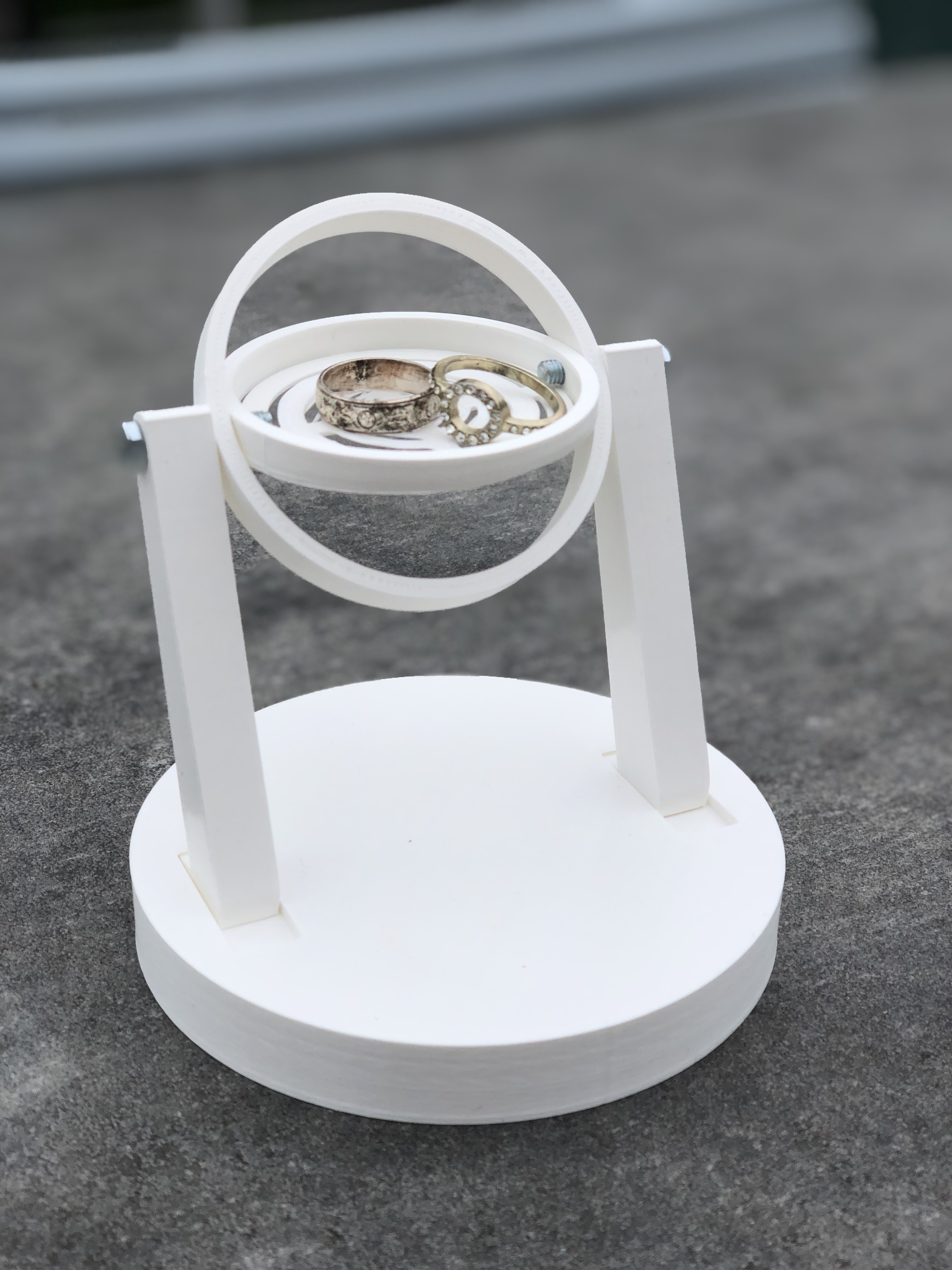 Miniatura 2 do modelo 3D modern ring holder