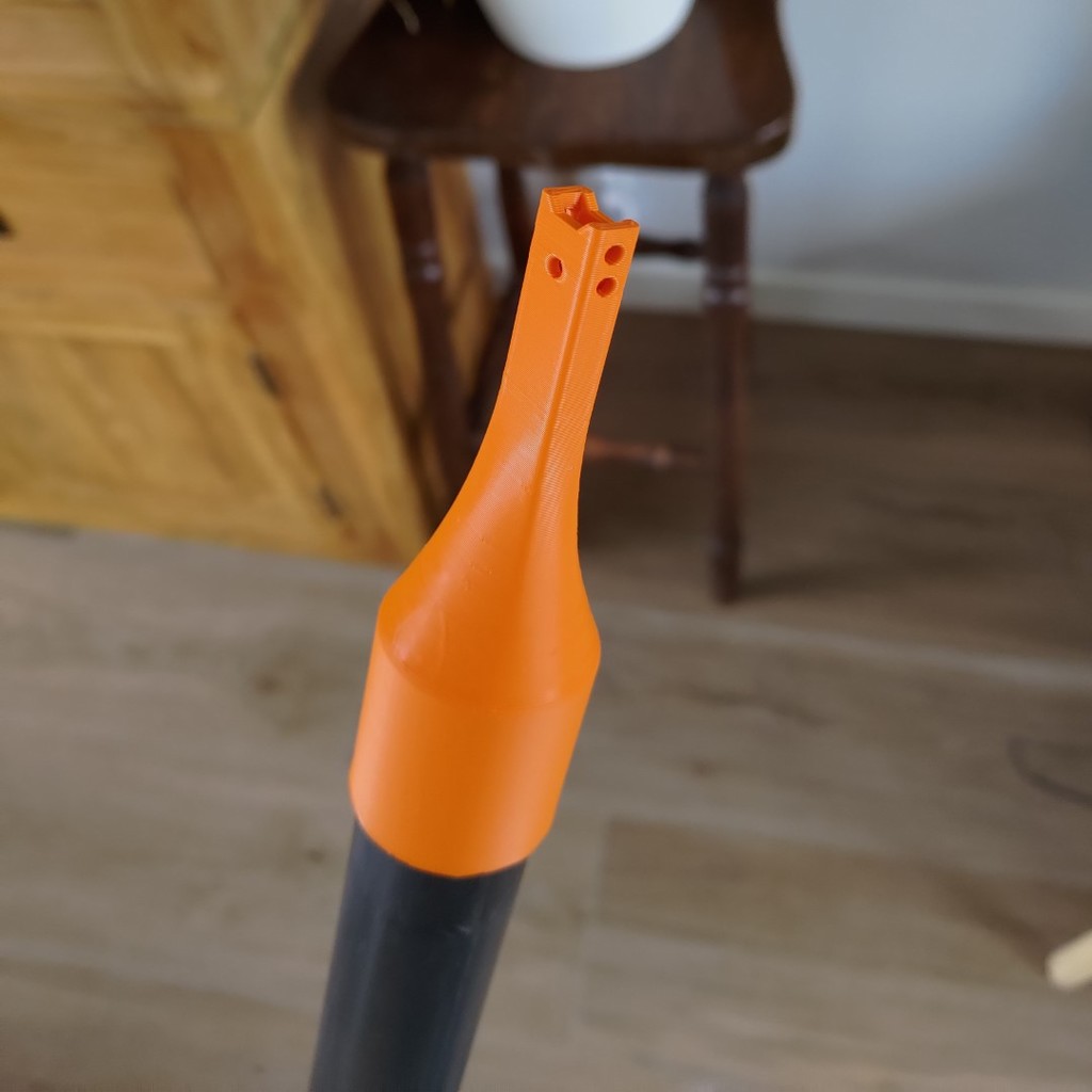 Vacuum hose nozzle for seal bags