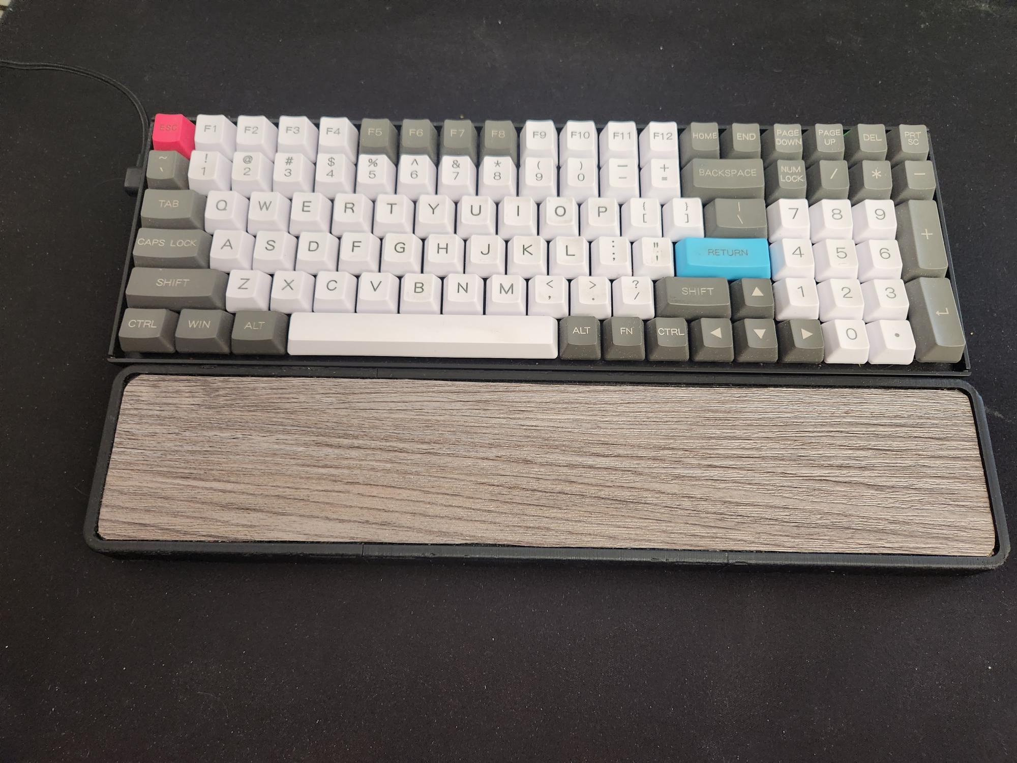 Keychron K4 Wrist Rest by NullPointer Download free STL model