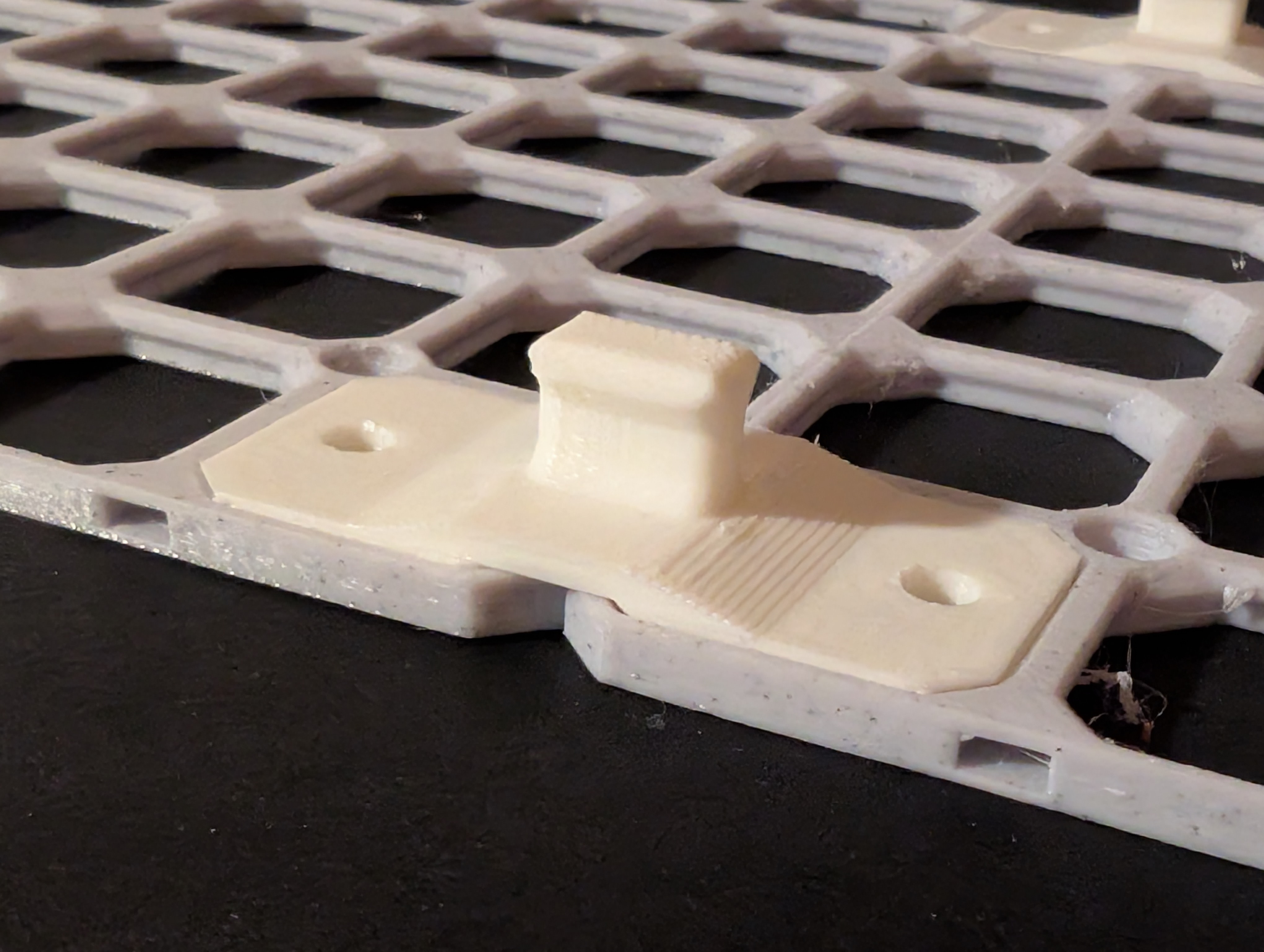 Opengrid Lite alignment coupling snap