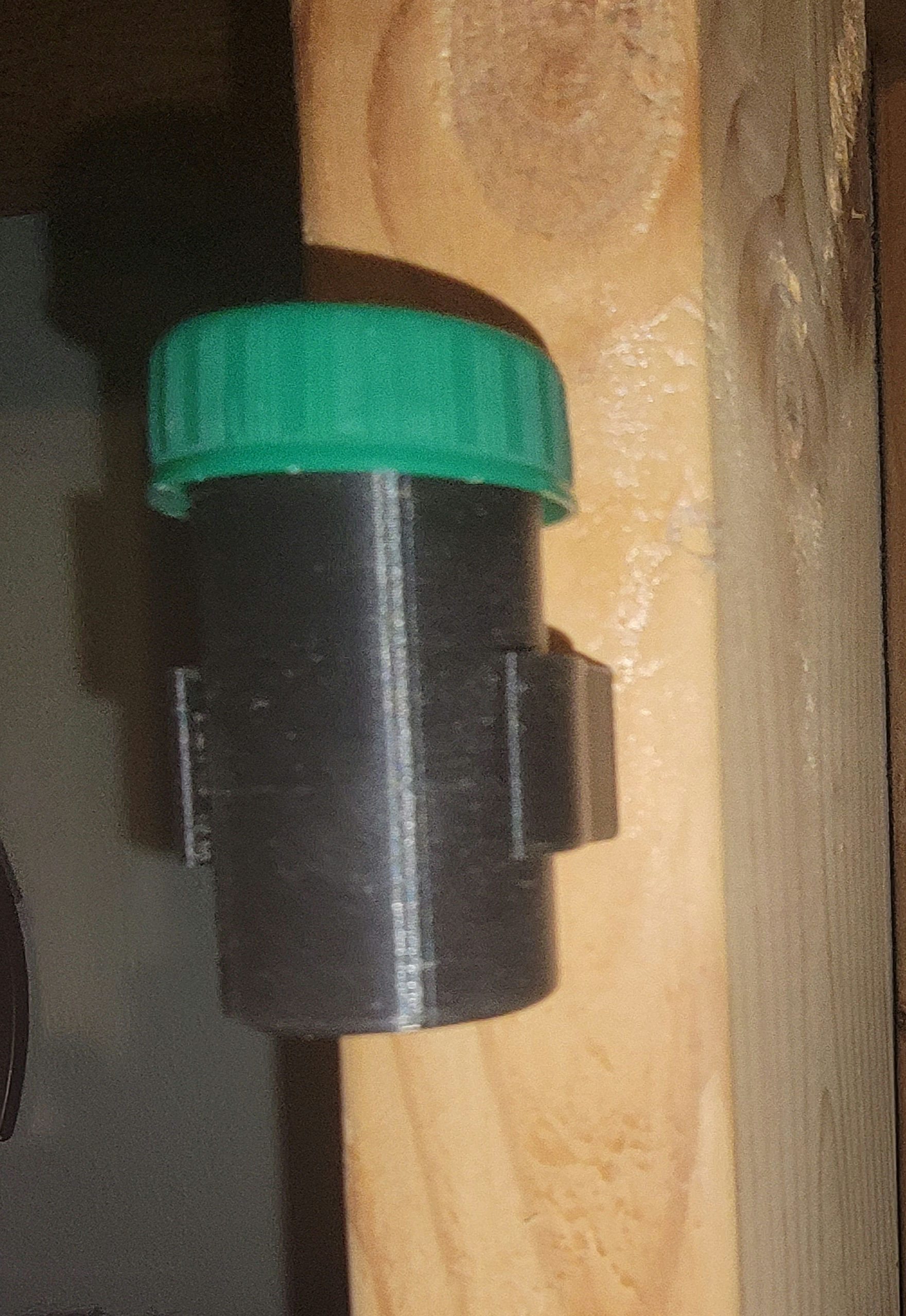 bottle cap container mounting clips