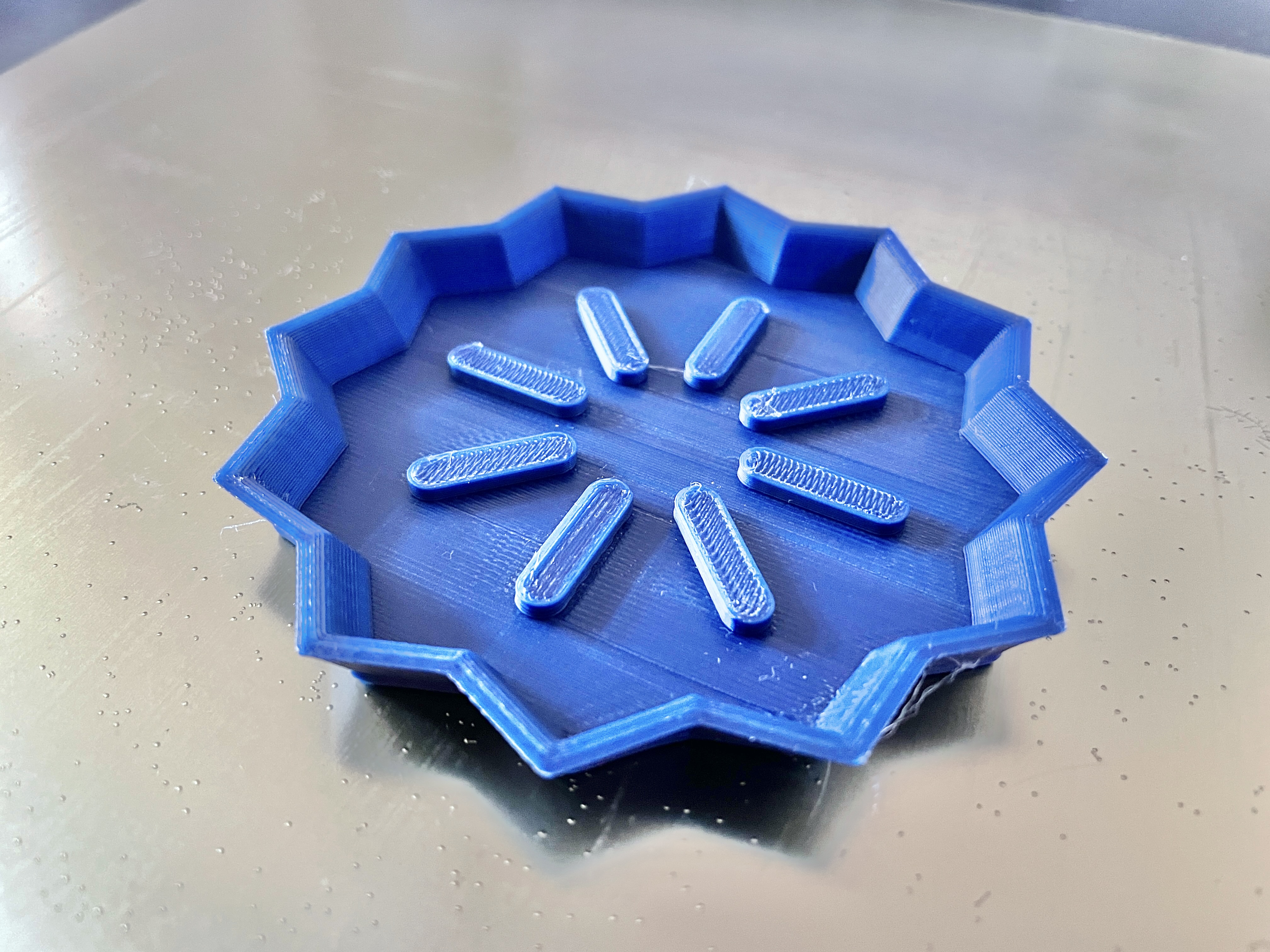 Simple water catch tray for this Planter 12 Pot