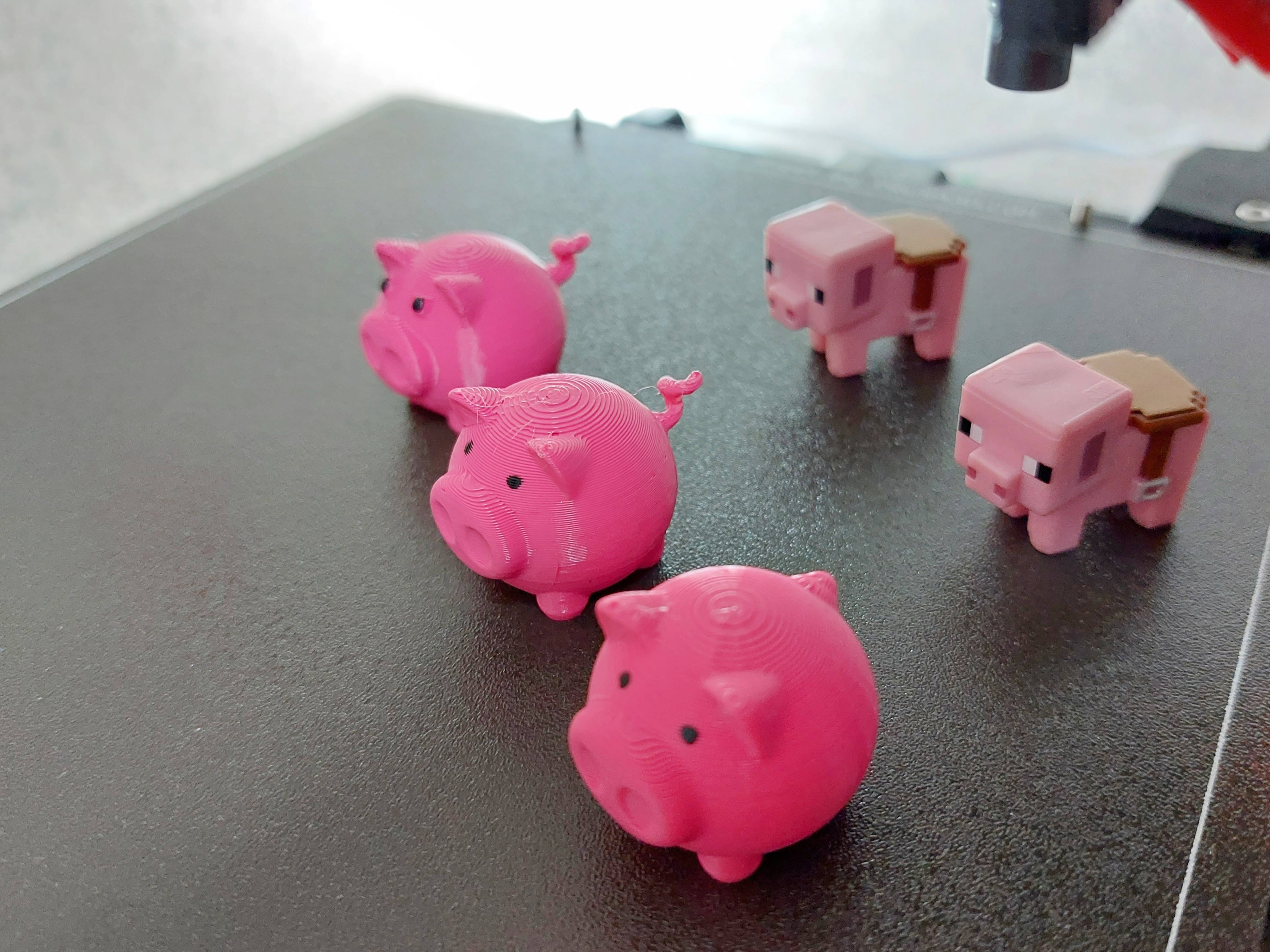 Little Piggy with little pig tail