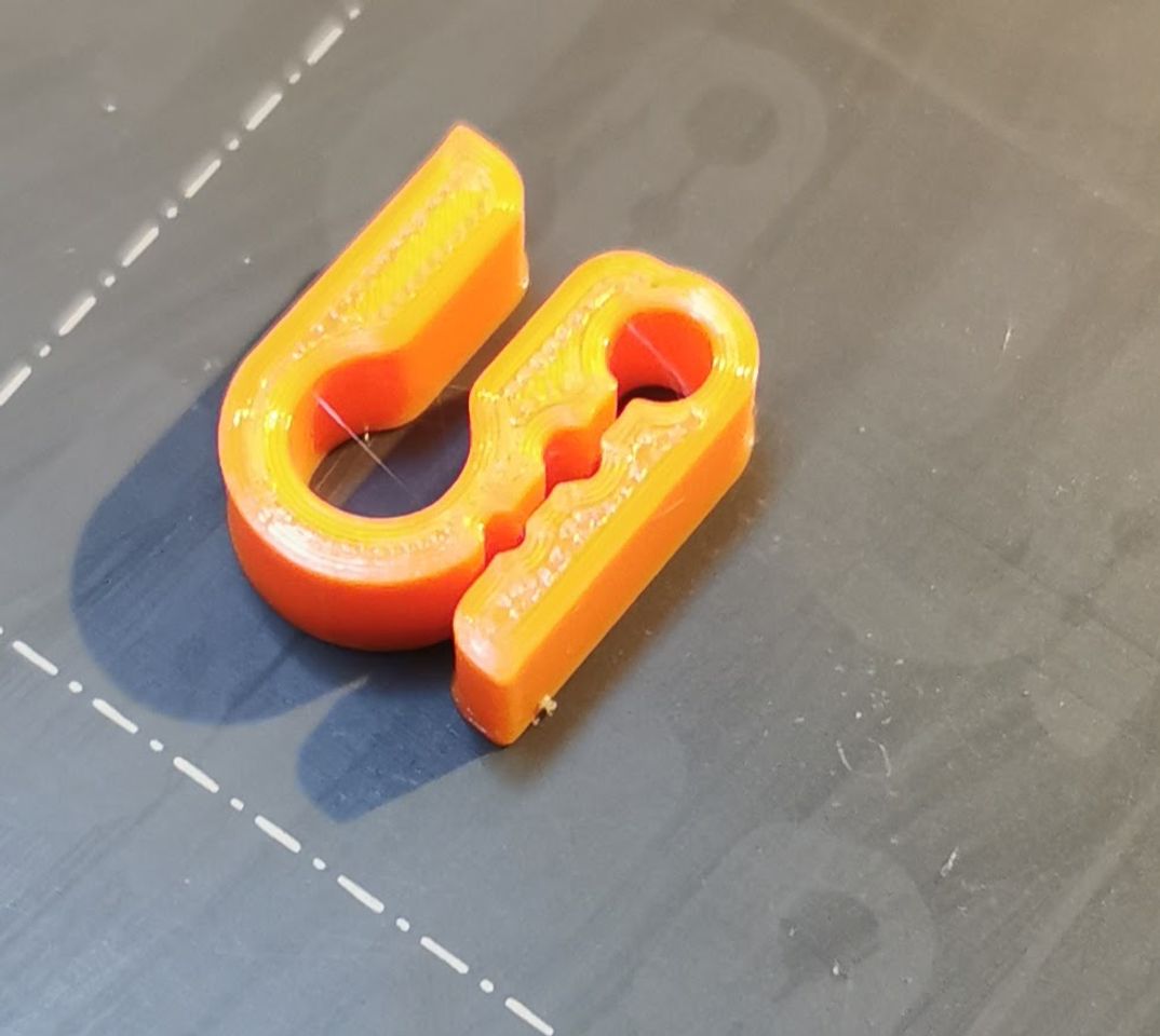 Basit Universal Filament Klip V2+ {Yeni 2024 Sürüm} (Sadece Plastik Aparattır!!!)