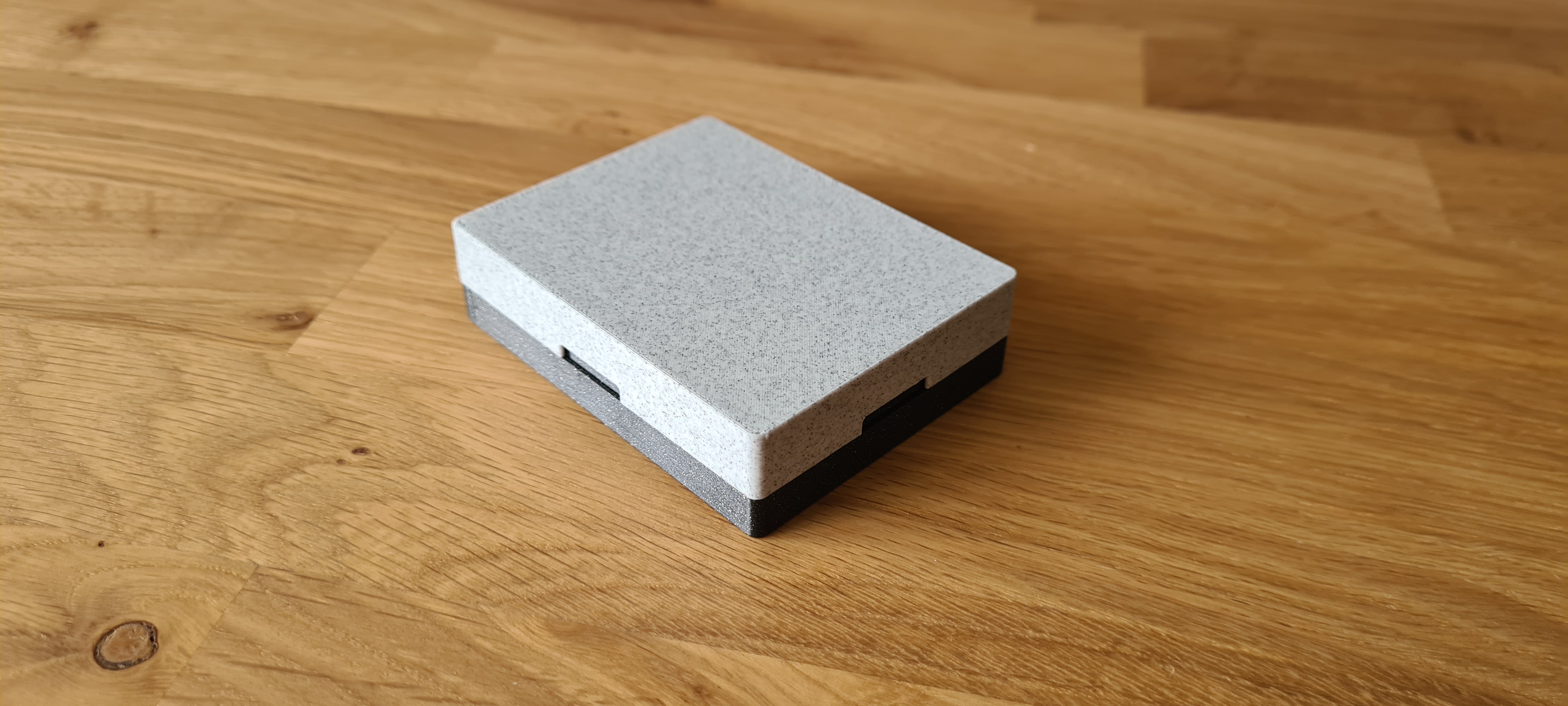 Miniatura 2 do modelo 3D Micro SD Card Storage