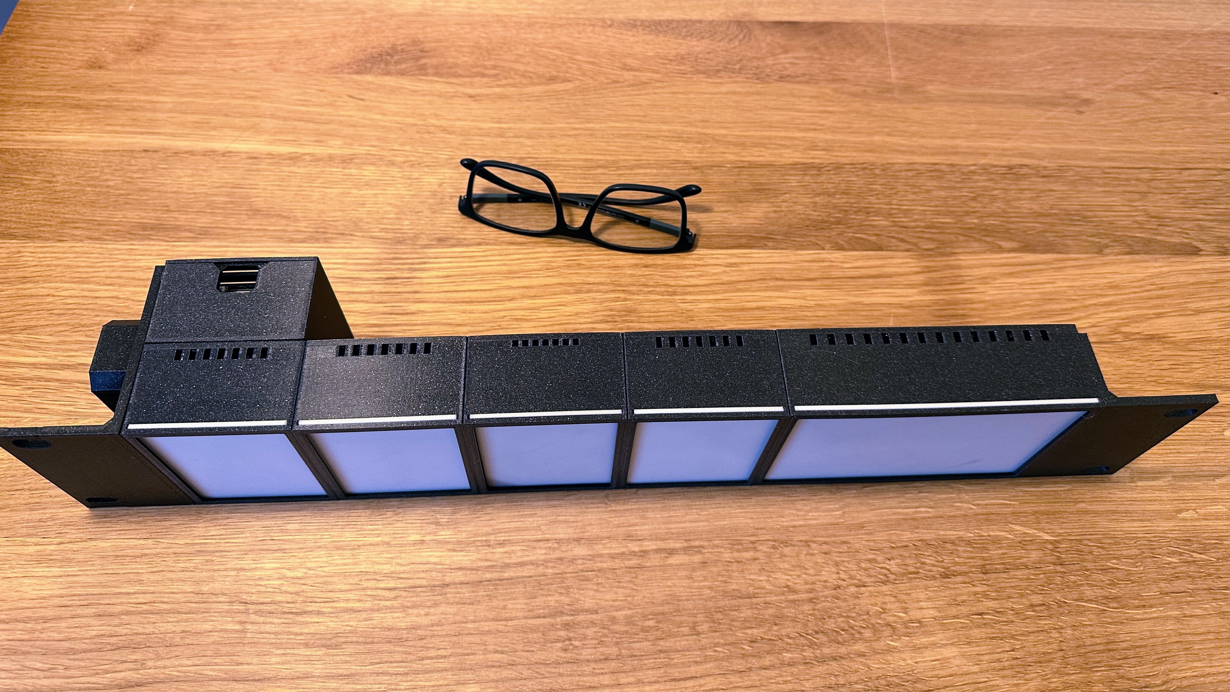 Miniatura 17 do modelo 3D Modular LightBox