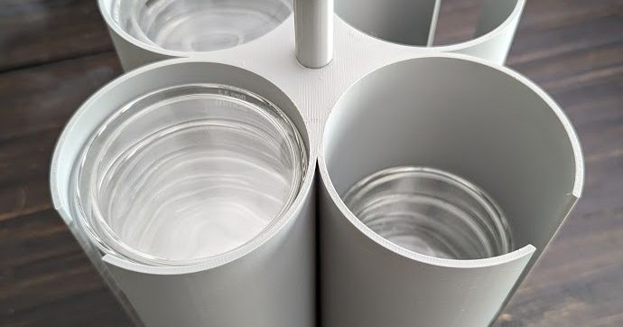 (Parametric) Petri Dish Holder by Paul Hatcher | Download free STL model | Printables.com