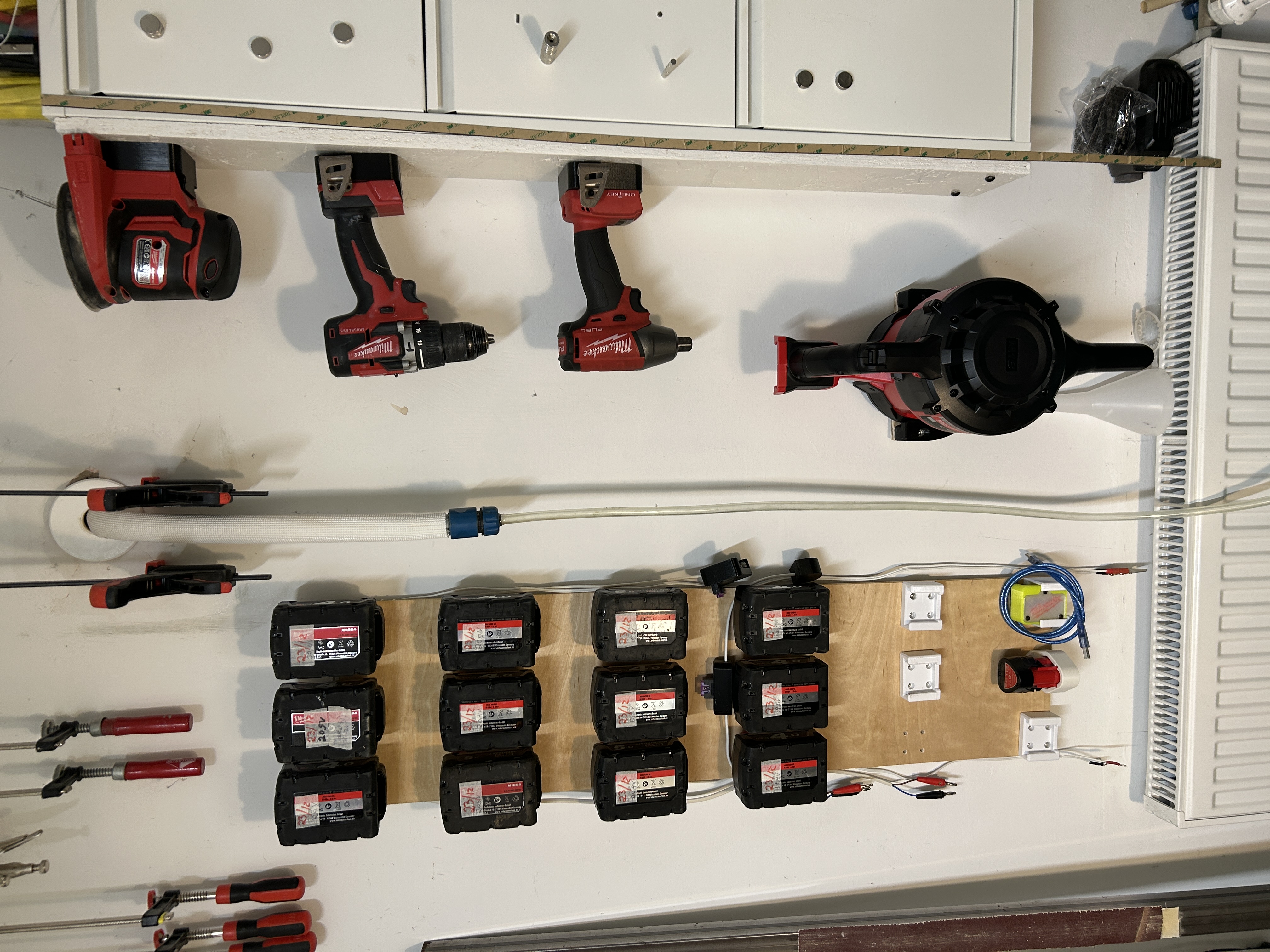 Milwaukee tool bracket