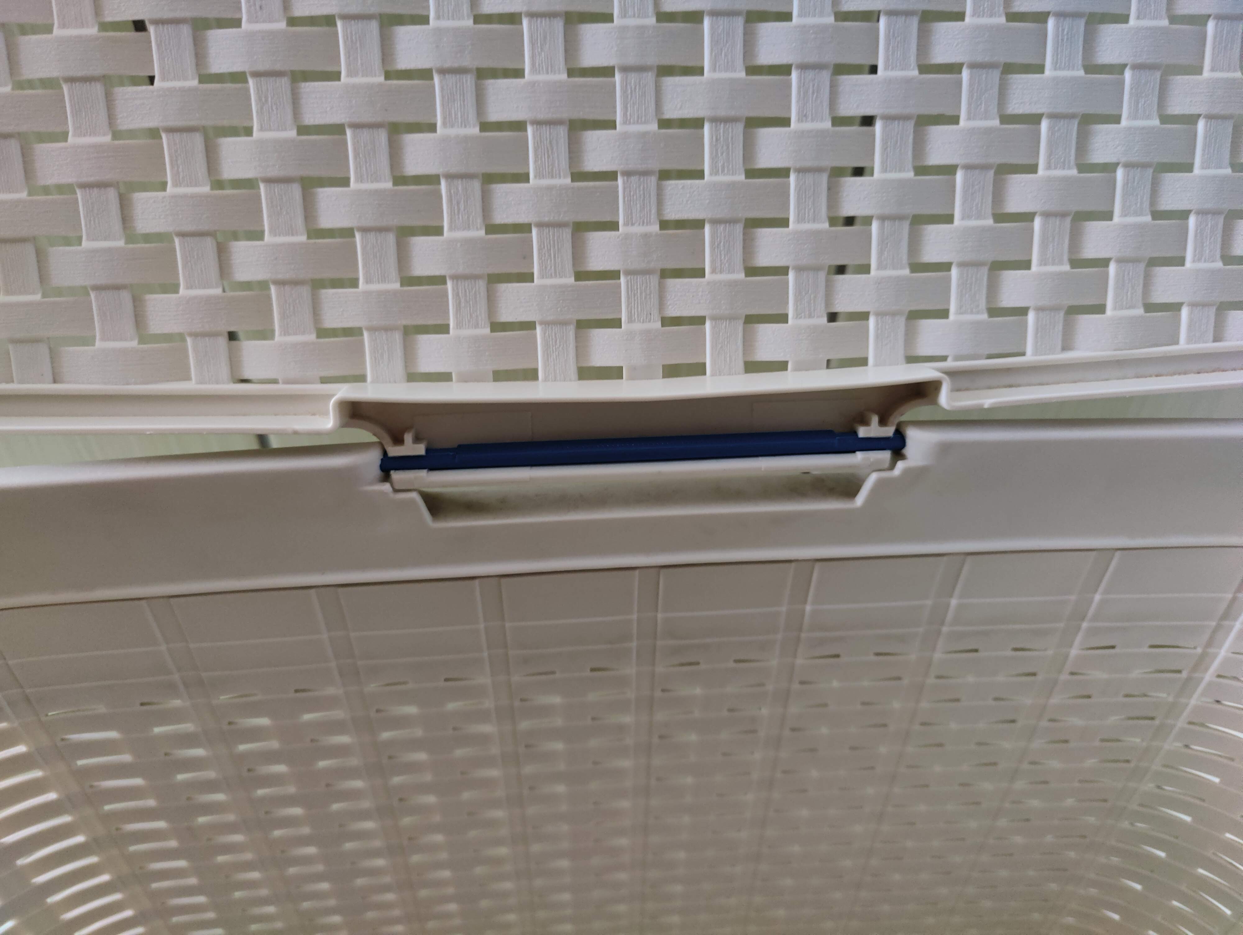 Curver LAUNDRY HAMPER rod replacement by kUMters Download free STL