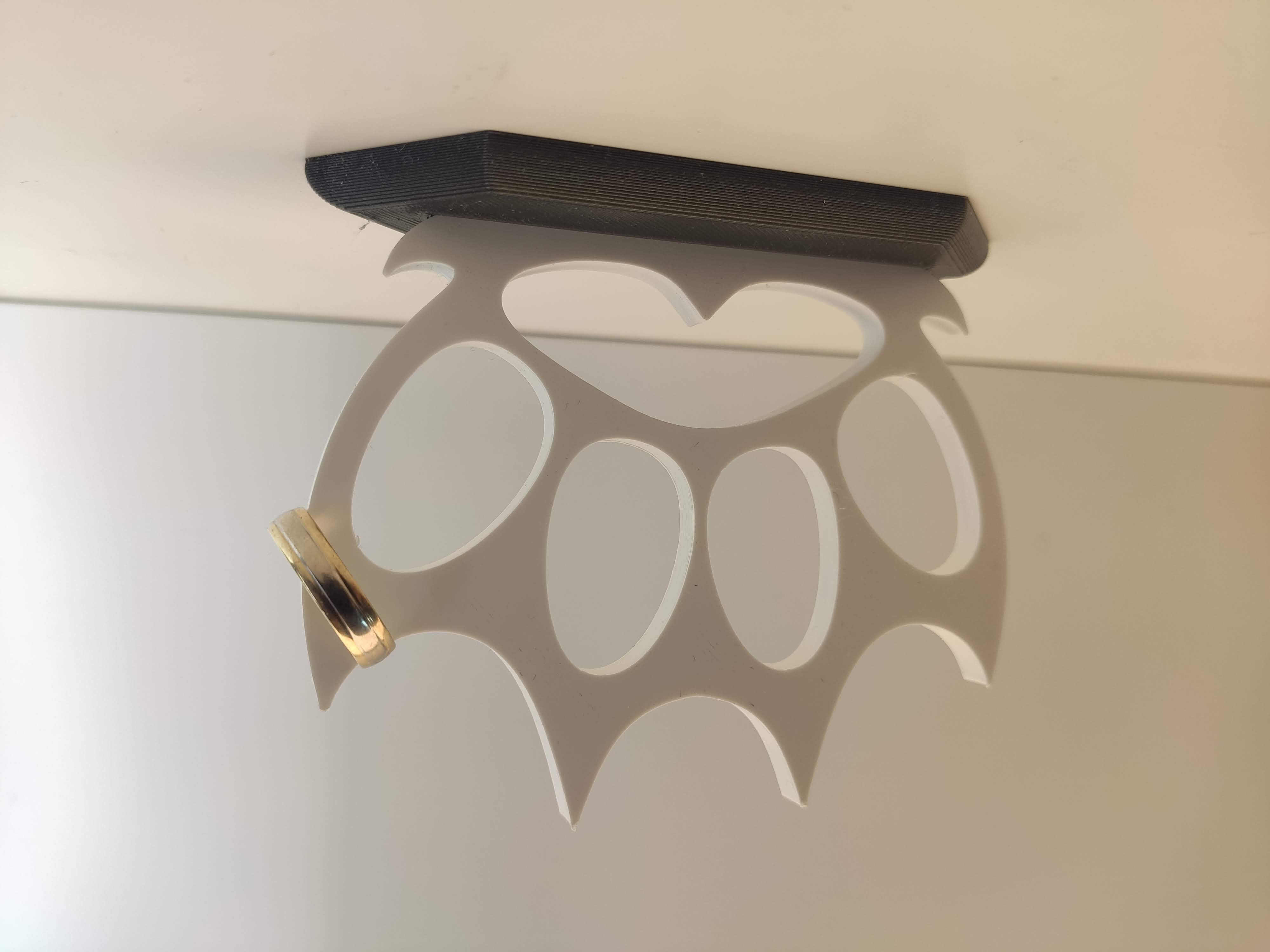 Miniatura 7 do modelo 3D Knuckleduster with claws - ring holder