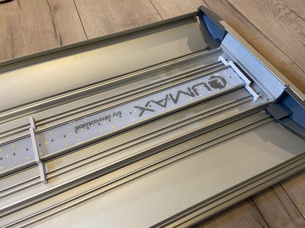AkvaStabil Lumax mounting clip for Effect-line
