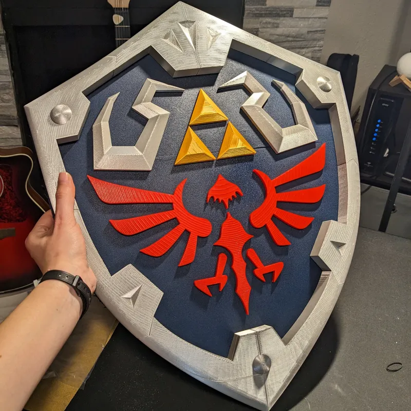Hylian Shield from Legend of Zelda FACTSHEET Long 29 cms. Materia