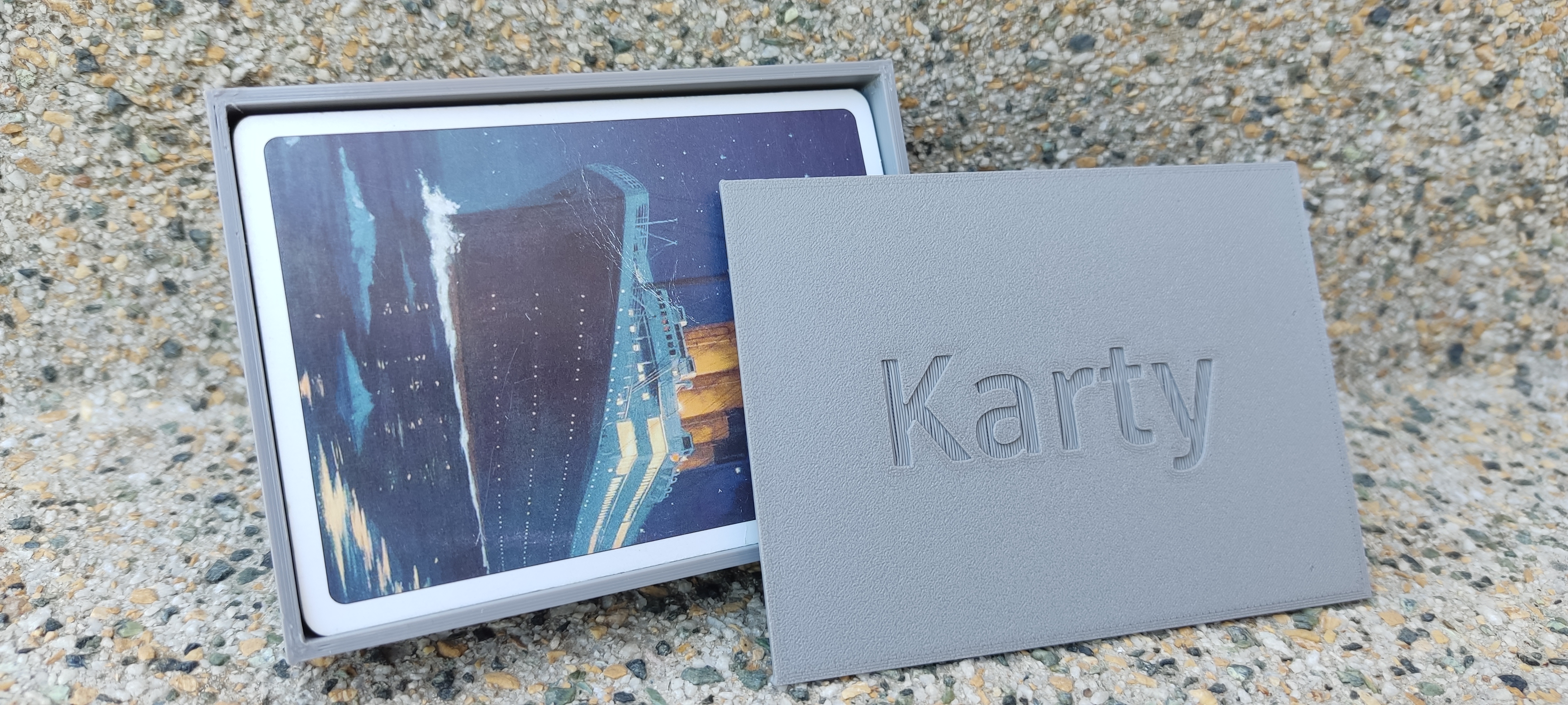 Krabička na karty - Card box