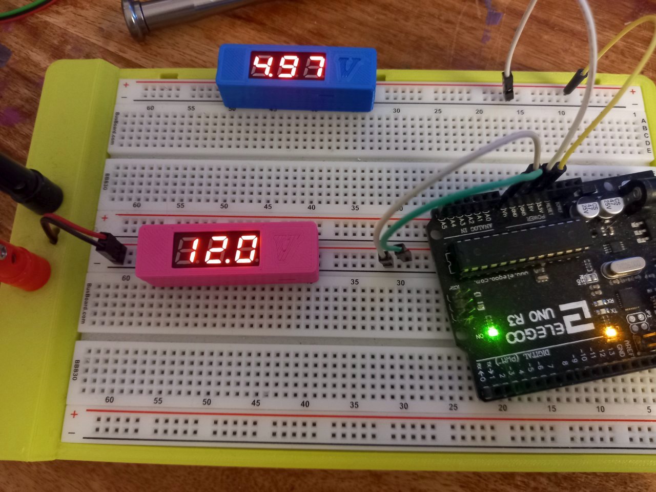Breadboard Voltmeter by sui77 Download free STL model