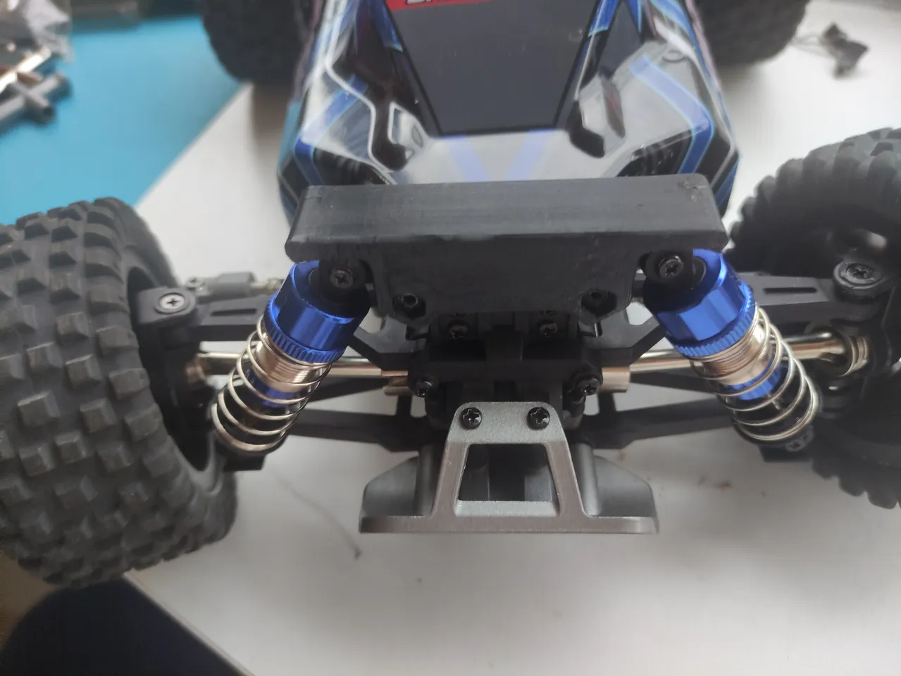 MJX 16207 Hyper Go RC Buggy Front Shock Tower Cover by