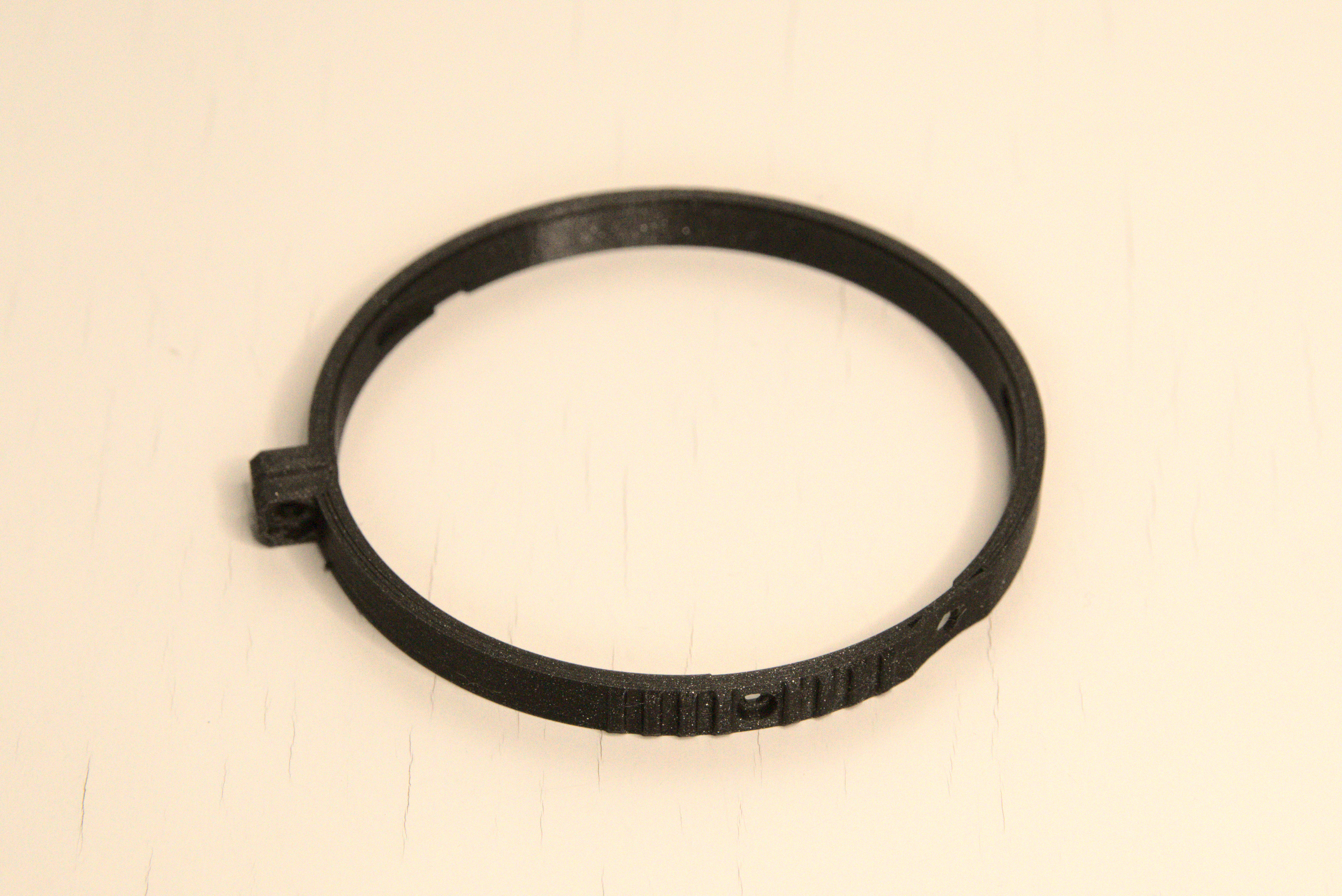Nikkor 20-35 f/2.8 D AF Focus Lock Ring