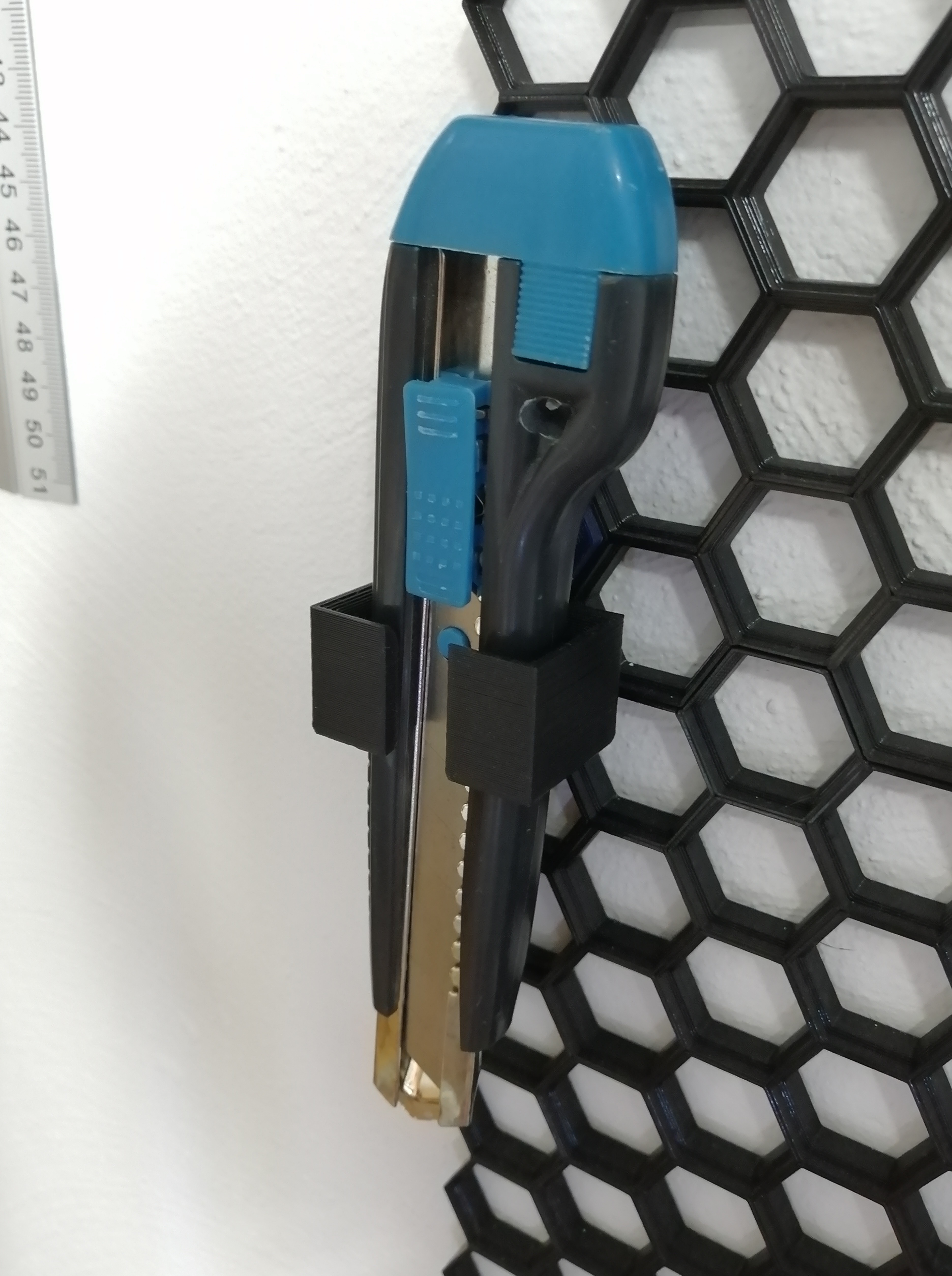 Common Type Exacto Knife Holder - Cutter Messer Halter - Honeycomb Storage Wall hsw