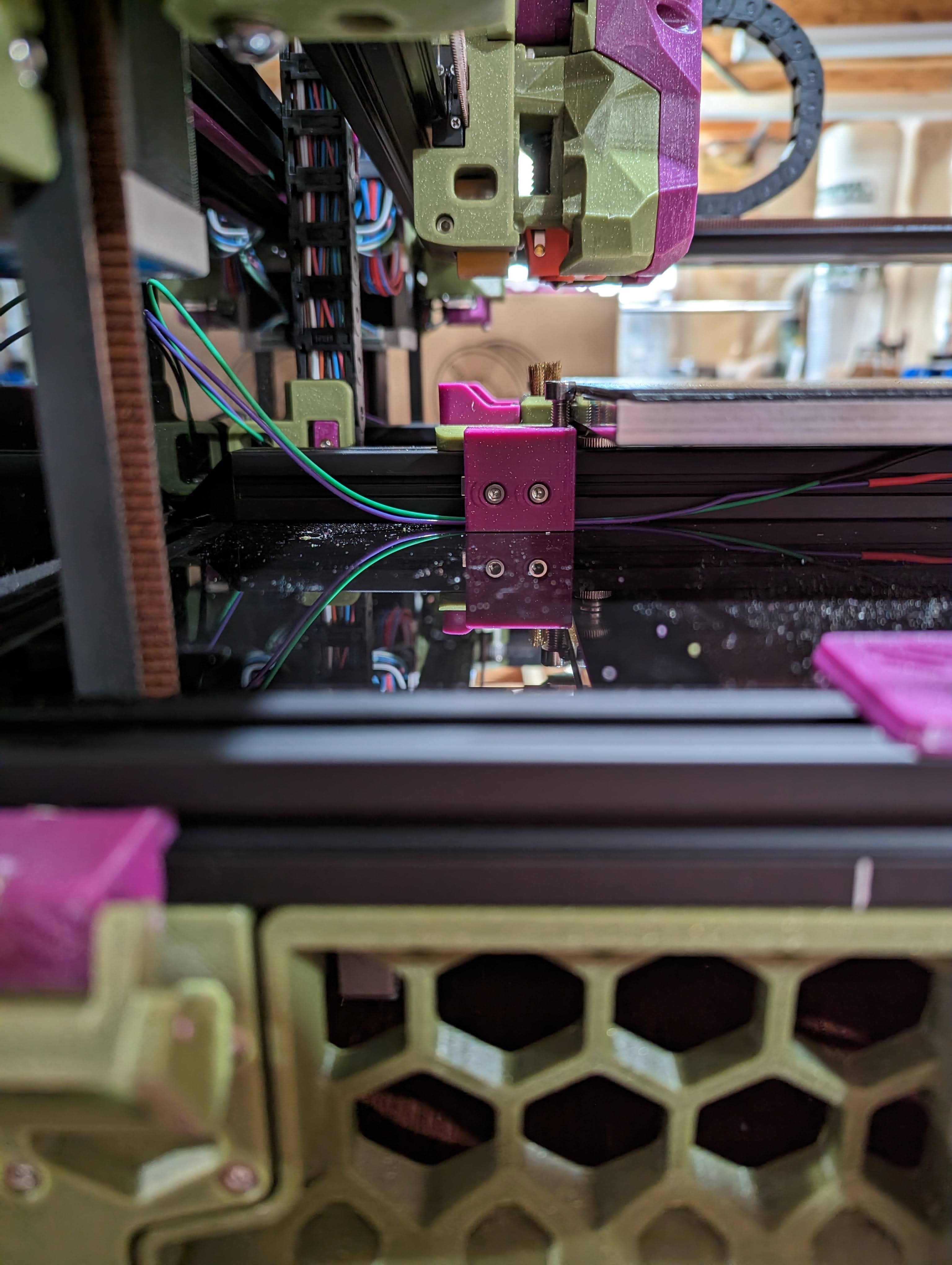 Voron 2.4 Flex Plate Stop with wire channel by Morfesto Download free