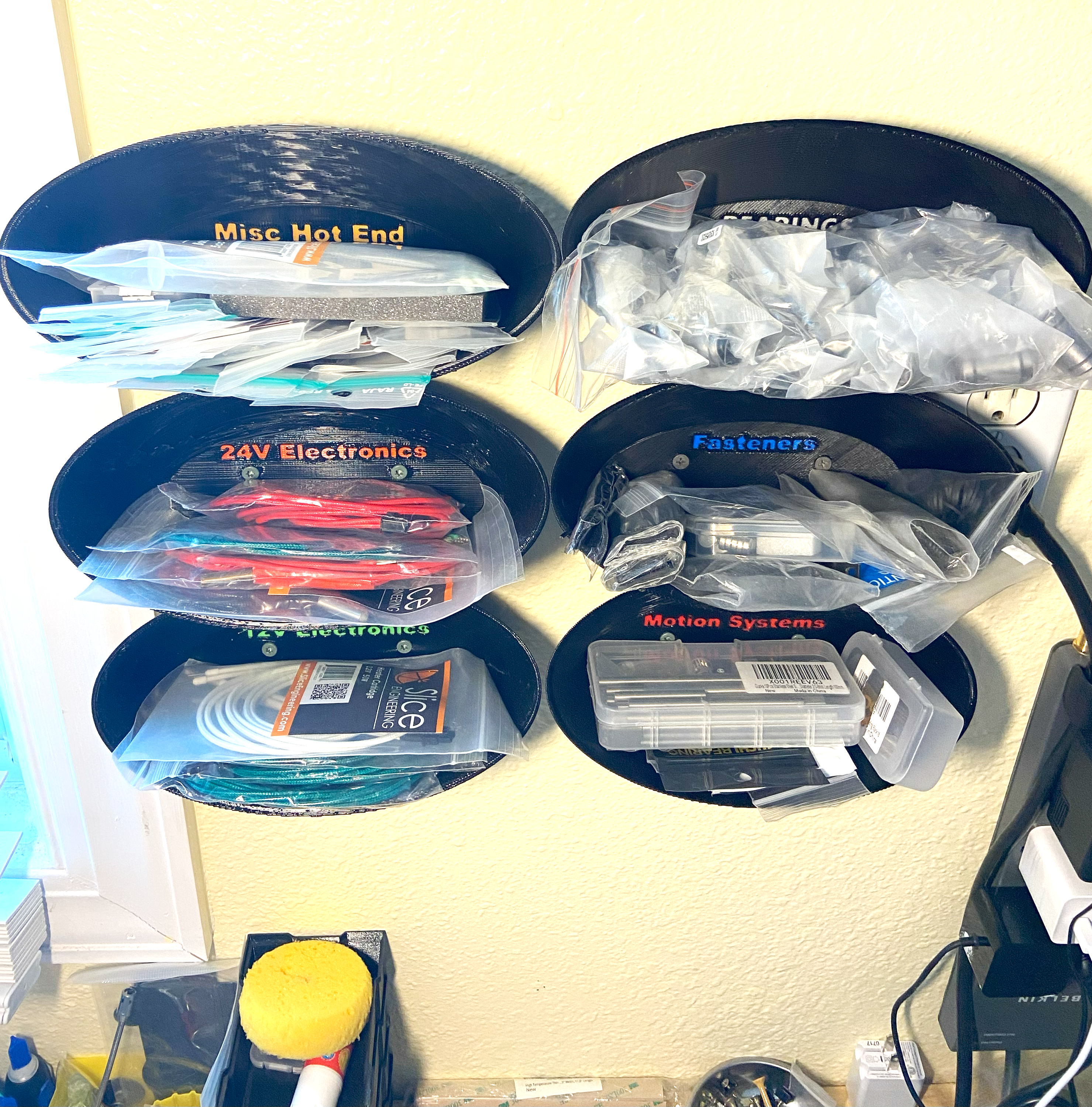 RoundBox Wall Hanging Organizer