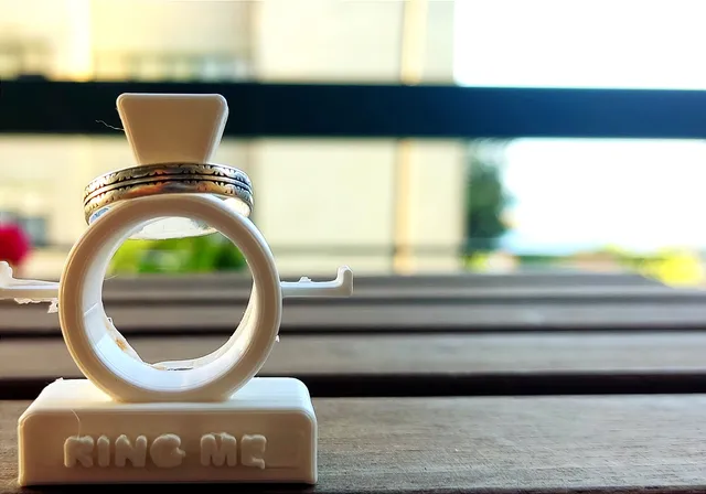 Ring Me - Ring Holder