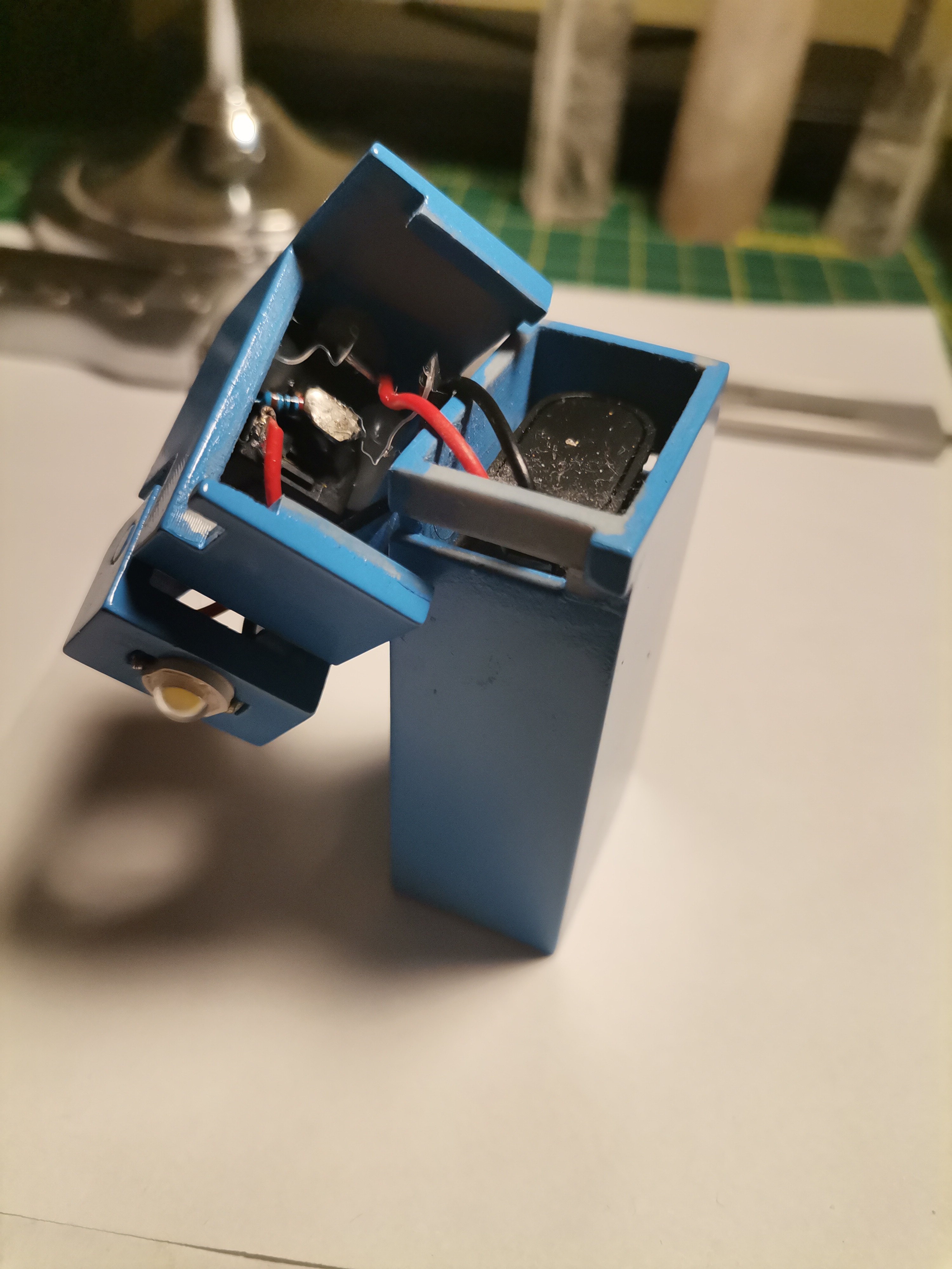 Miniatura 7 do modelo 3D The ultimate mini flashlight