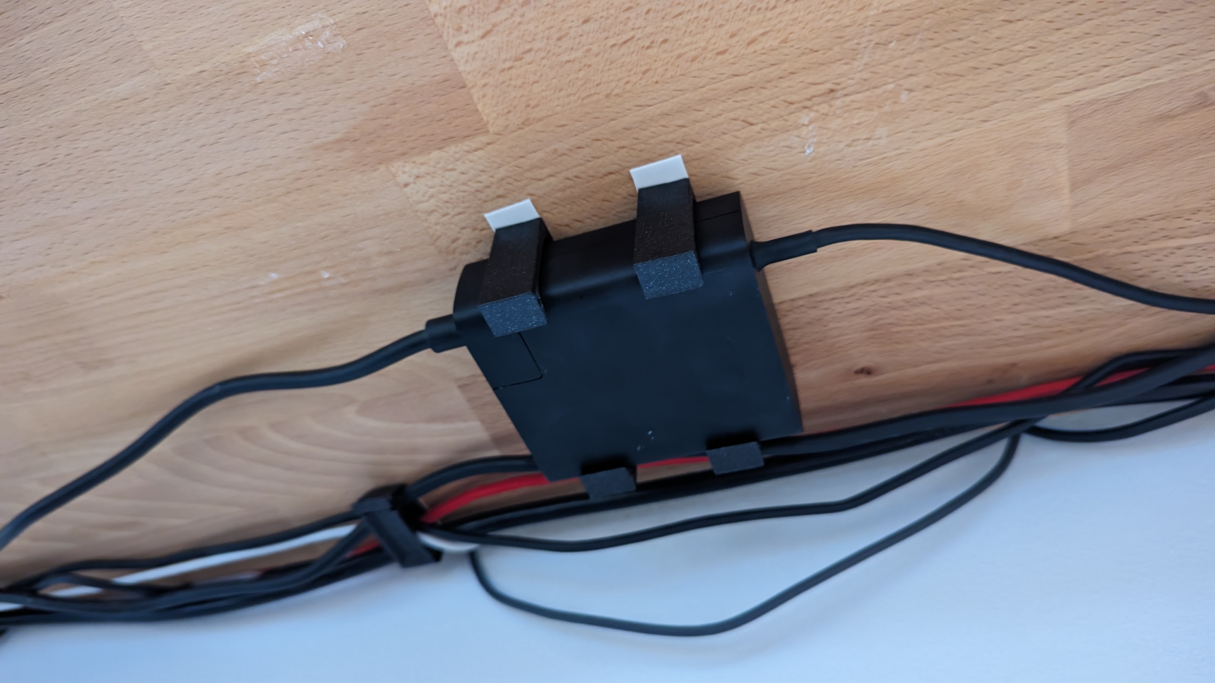 Huawei Mateview power supply under-desk mount