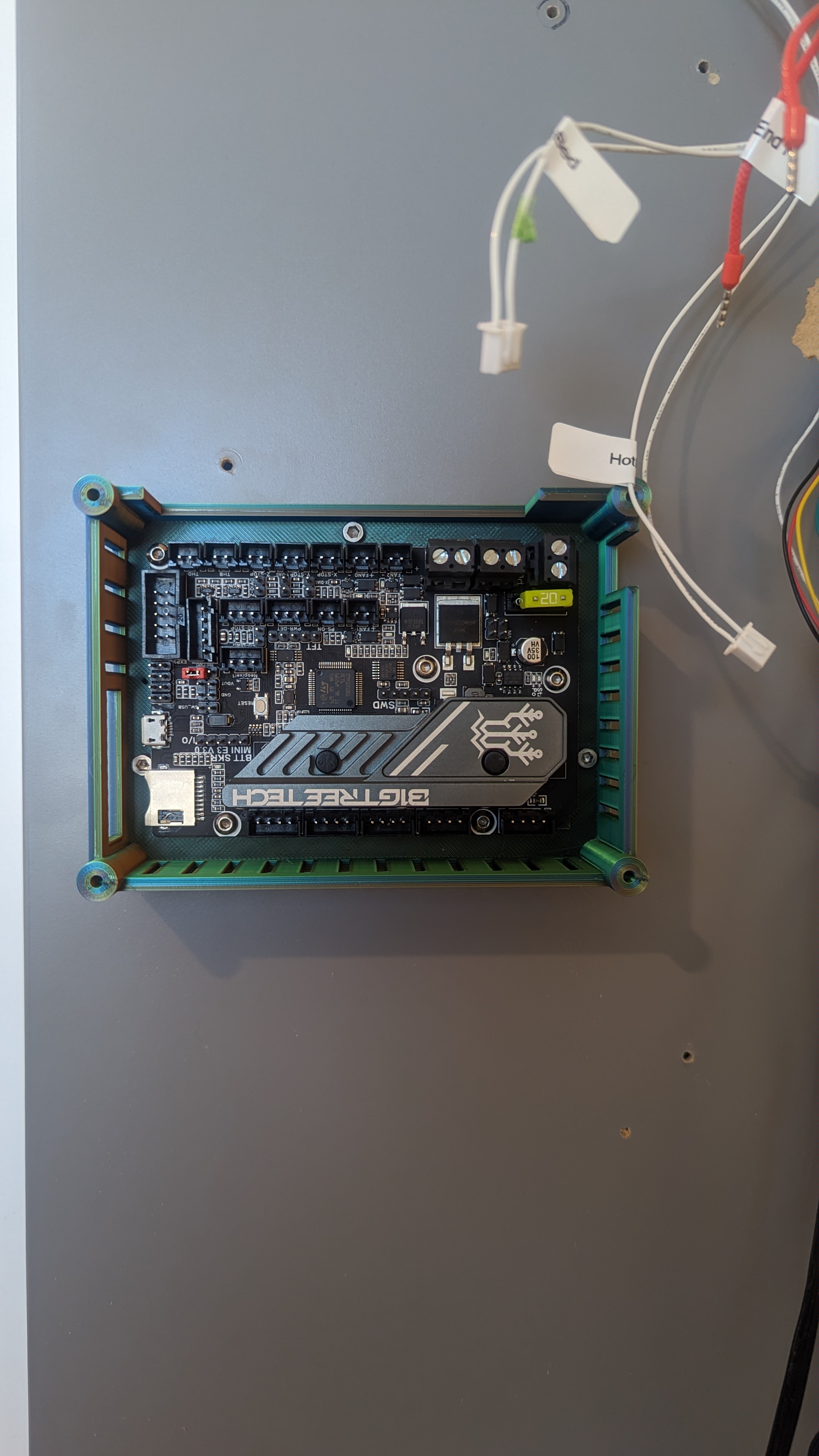 SKRMini3v3 Case for Wall Mount