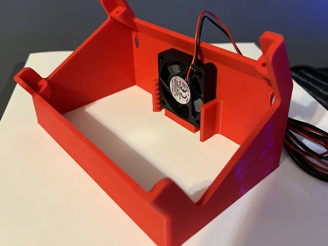 Floating Case for BTT TFT50 & Raspberry Pi - Fits 40x40mm Fan