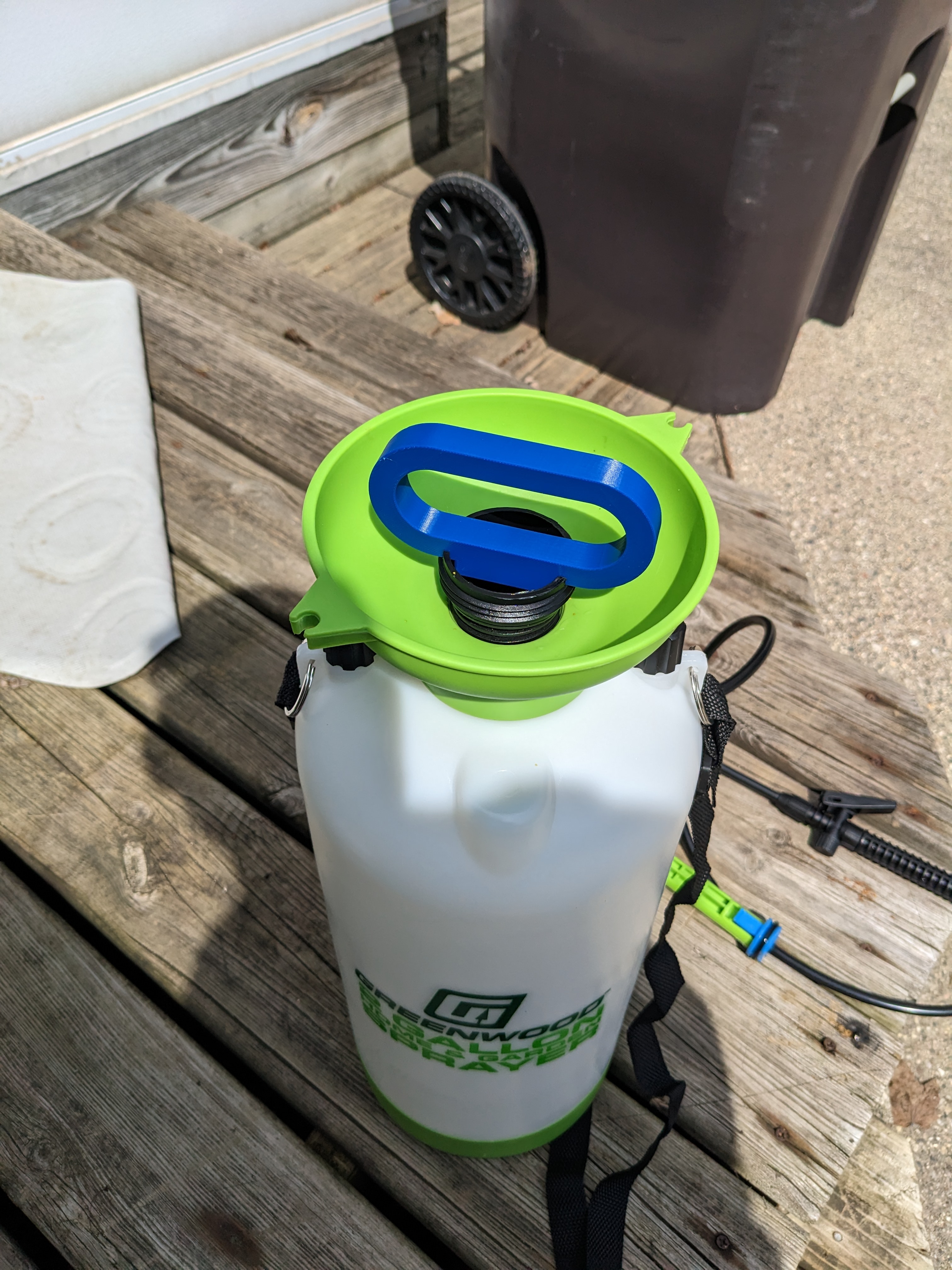 Greenwood Garden Sprayer Tub Key
