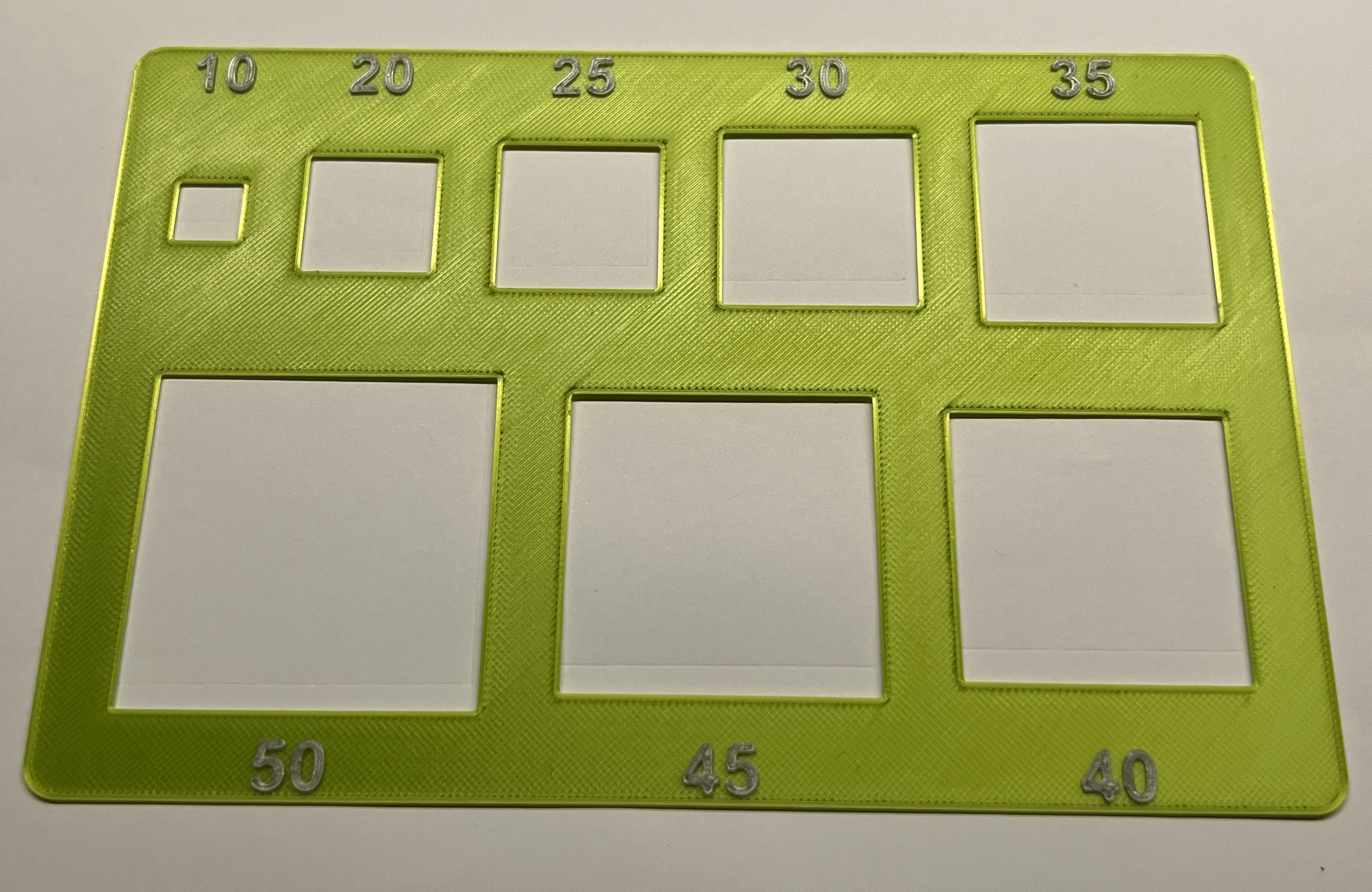 Miniatura 2 do modelo 3D Simple Square Stencil