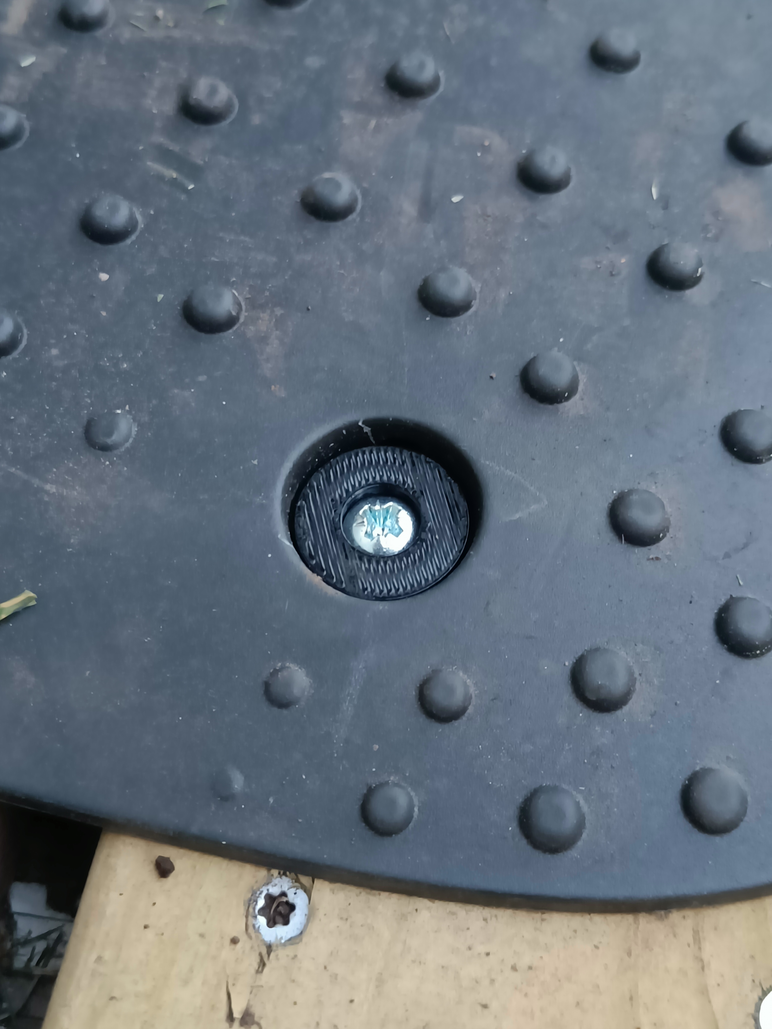 Gardena Robotic lawnmower mounting ring