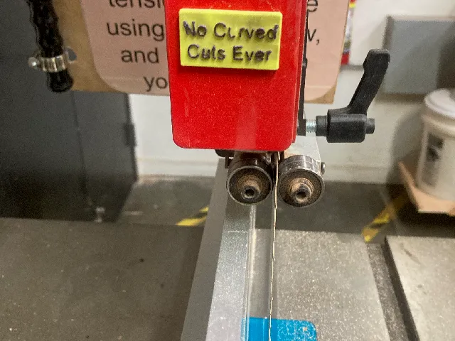 No Curved Cuts Ever (magnetic sign)
