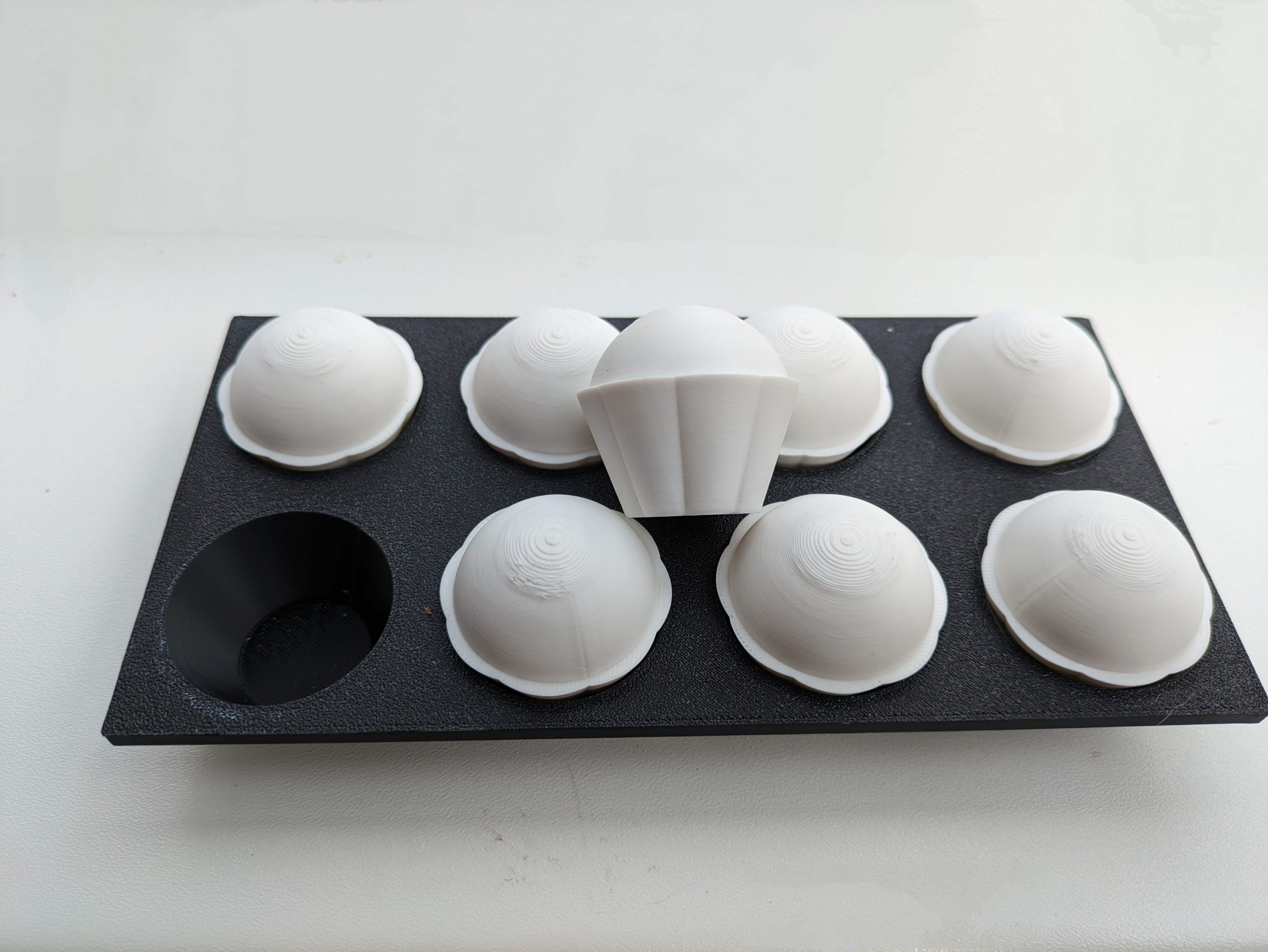 Toy muffin and tray