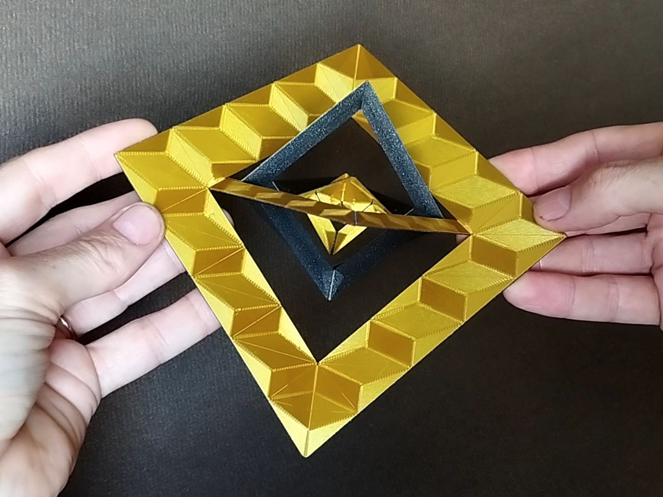 Popup print on fabric Spinning Origami