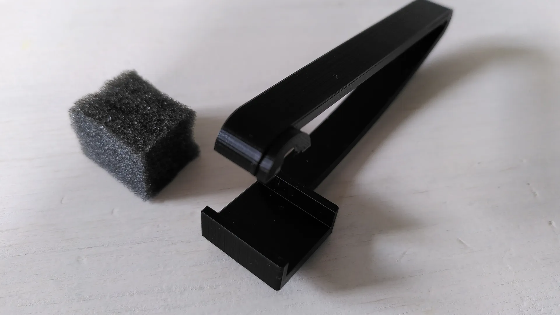 Screw scrubber to use with foam plastic 3D model thumbnail