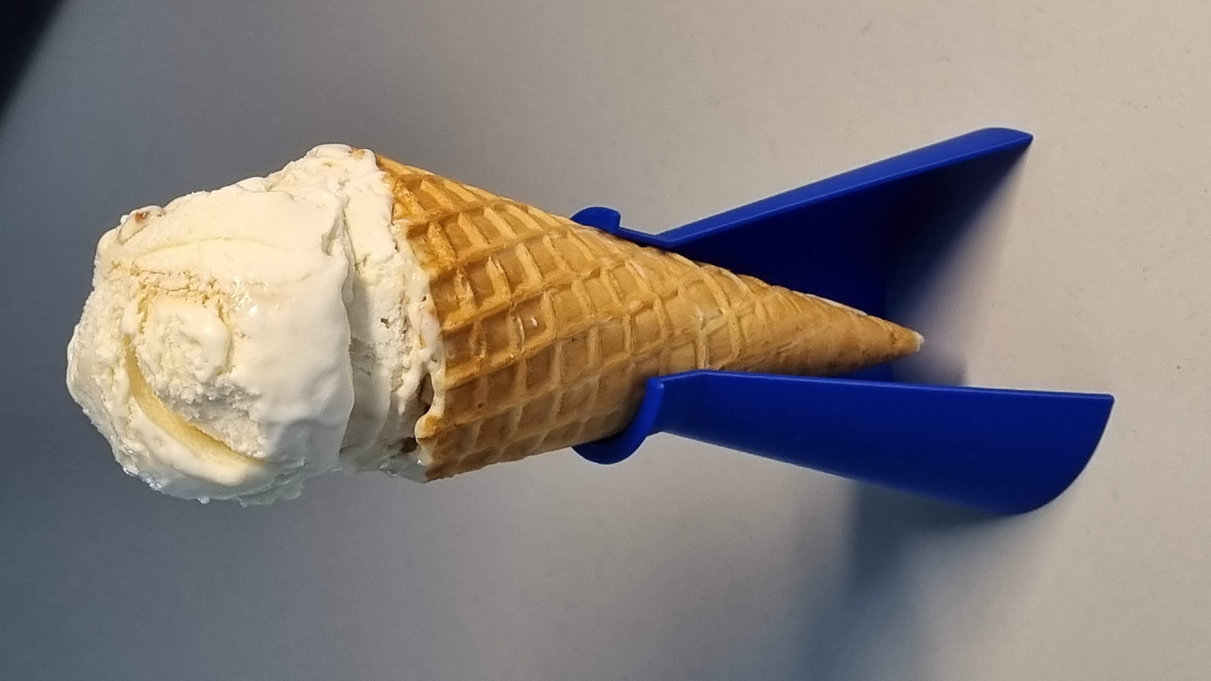 Ice Cream Cone Holder by ishikawats Download free STL model