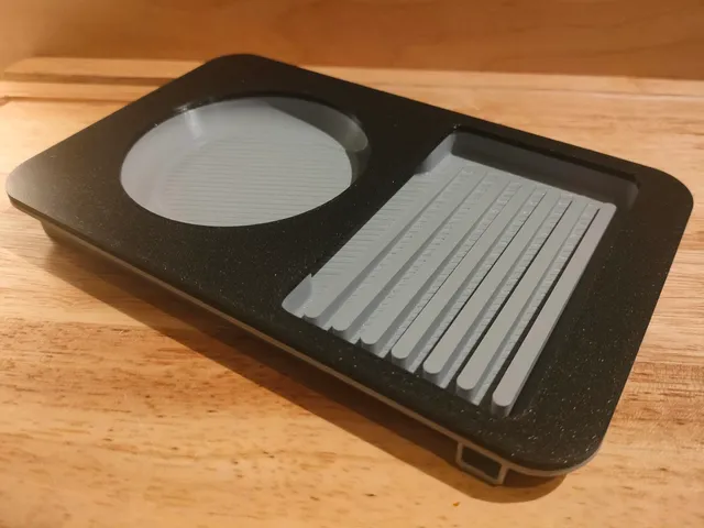 Tray for nailbrush and soap dispenser - With drain and removable top