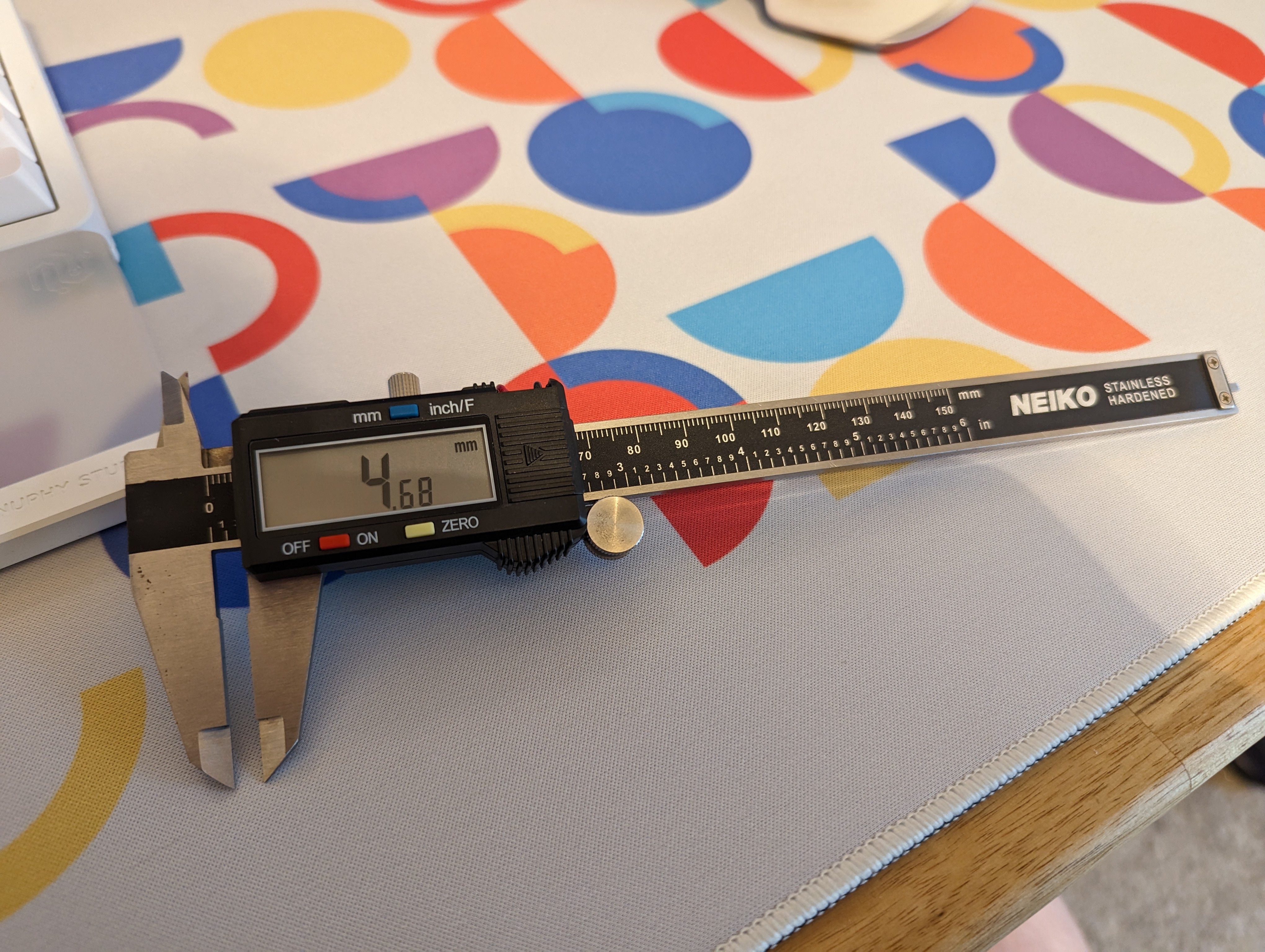 Miniatura 4 do modelo 3D Easy AAA Battery Calipers Mod