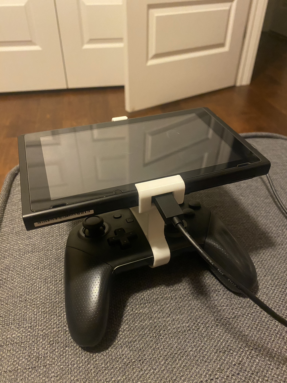 Nintendo Switch Pro Controller Screen Mount Centered And Chargeable By Zonk Download Free 3668