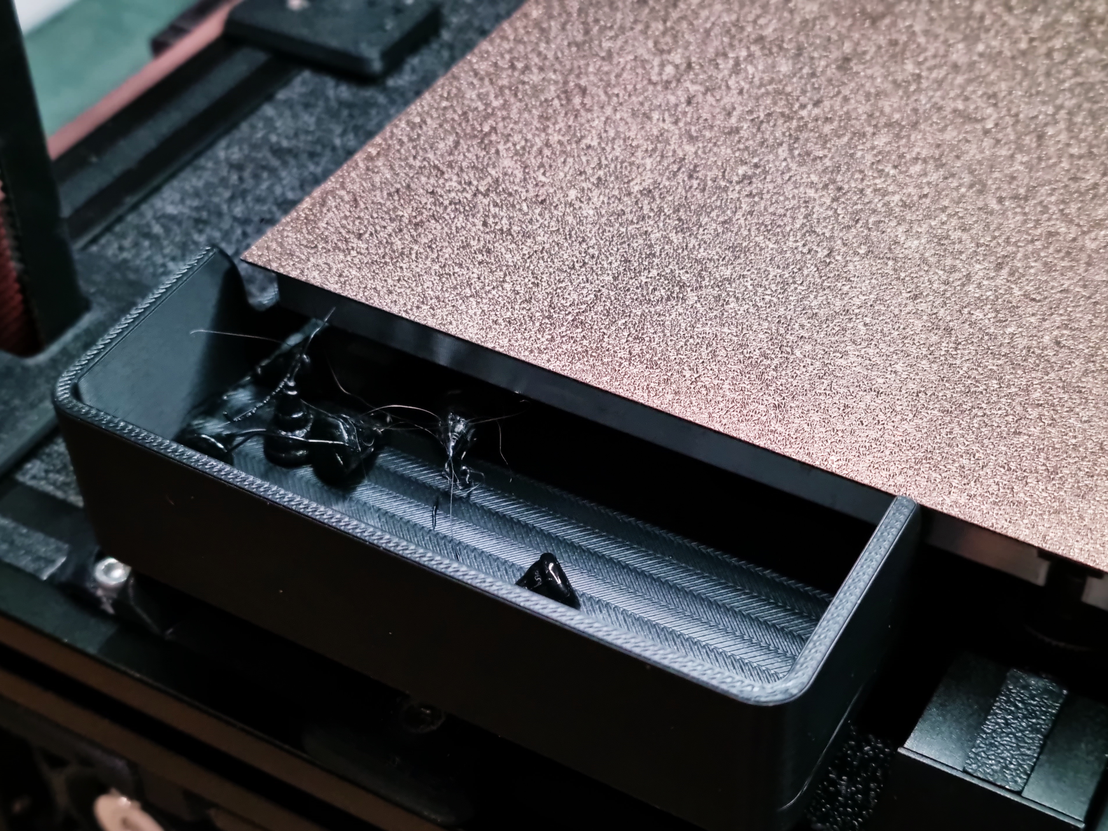 Prime Pellet Purge Bin (Voron 2.4)