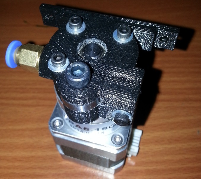steextruder-mounted-parametric-bowden-extruder-by-ste-df-download
