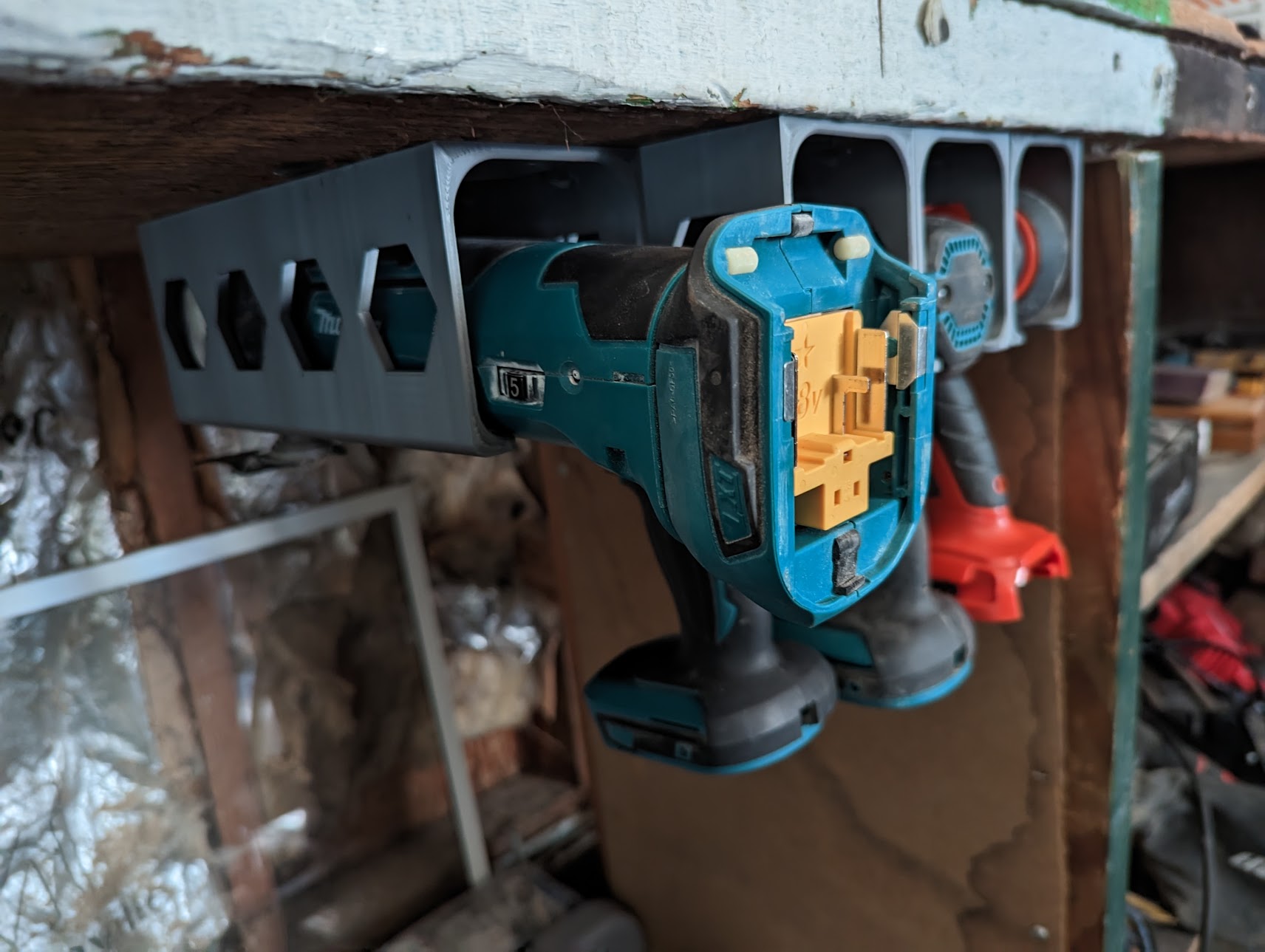 Holder/Mount for oscillating multi-tools by skow | Download free STL ...