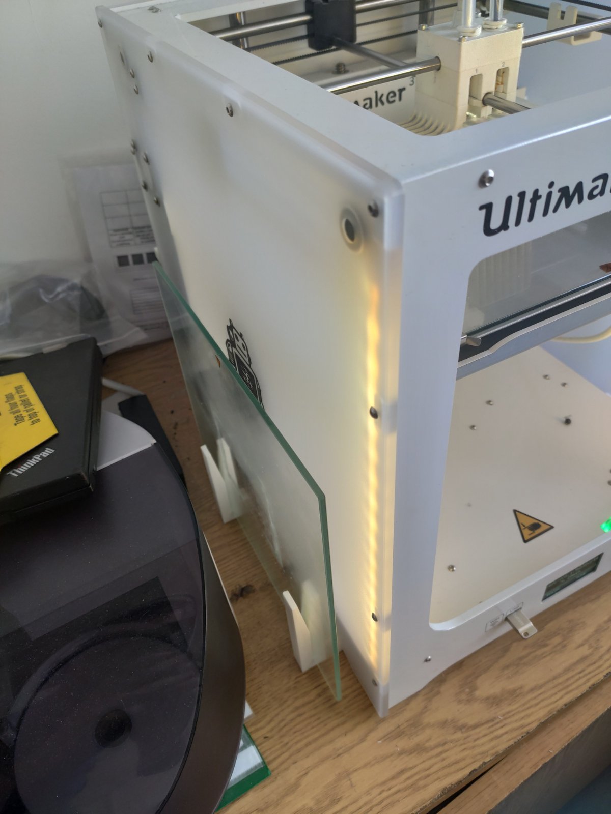 Build plate Print bed holder for Ultimaker 3 by Boris Avramov