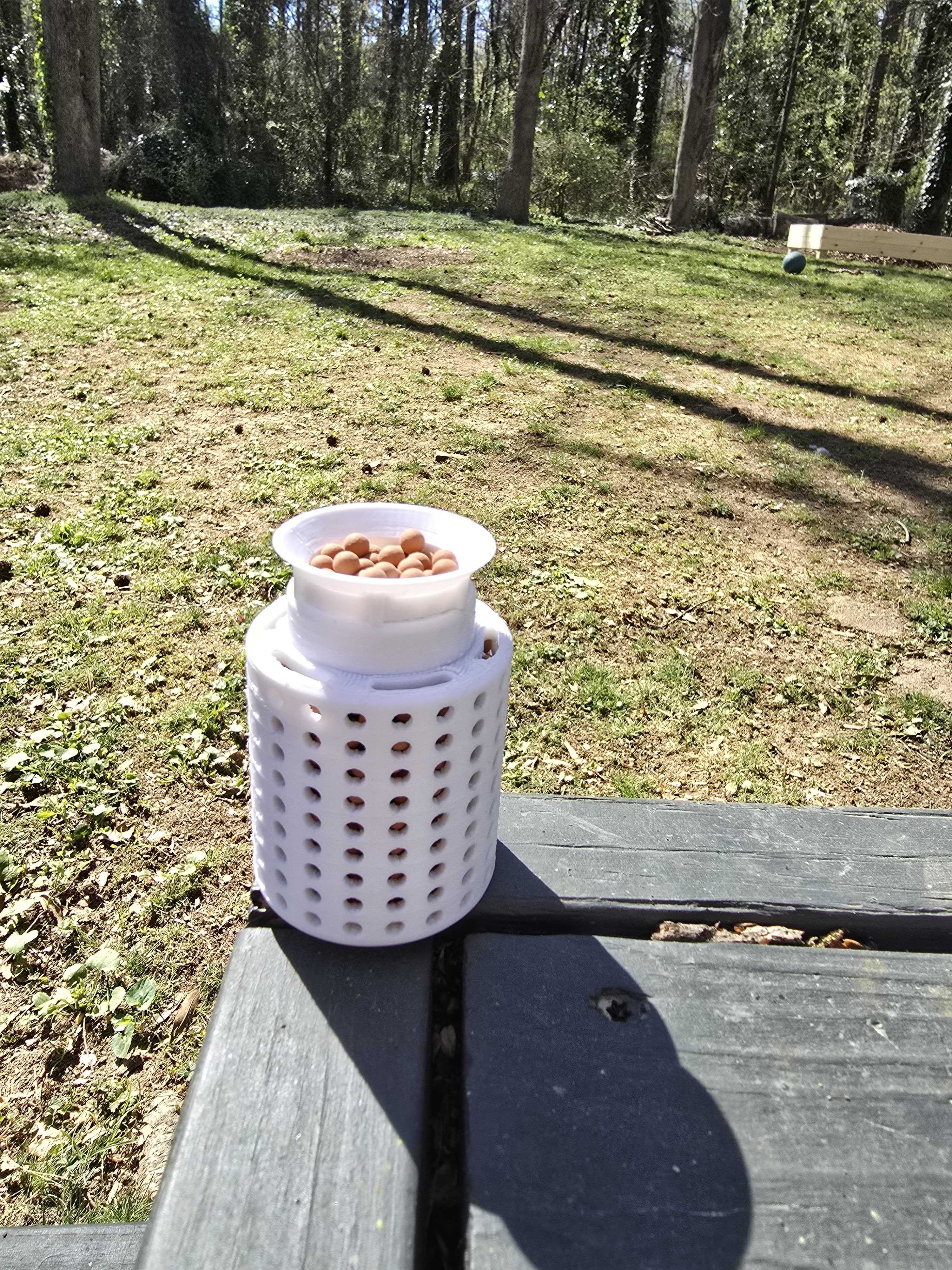 Mufga/Aerogarden Hydroponic Media Canister