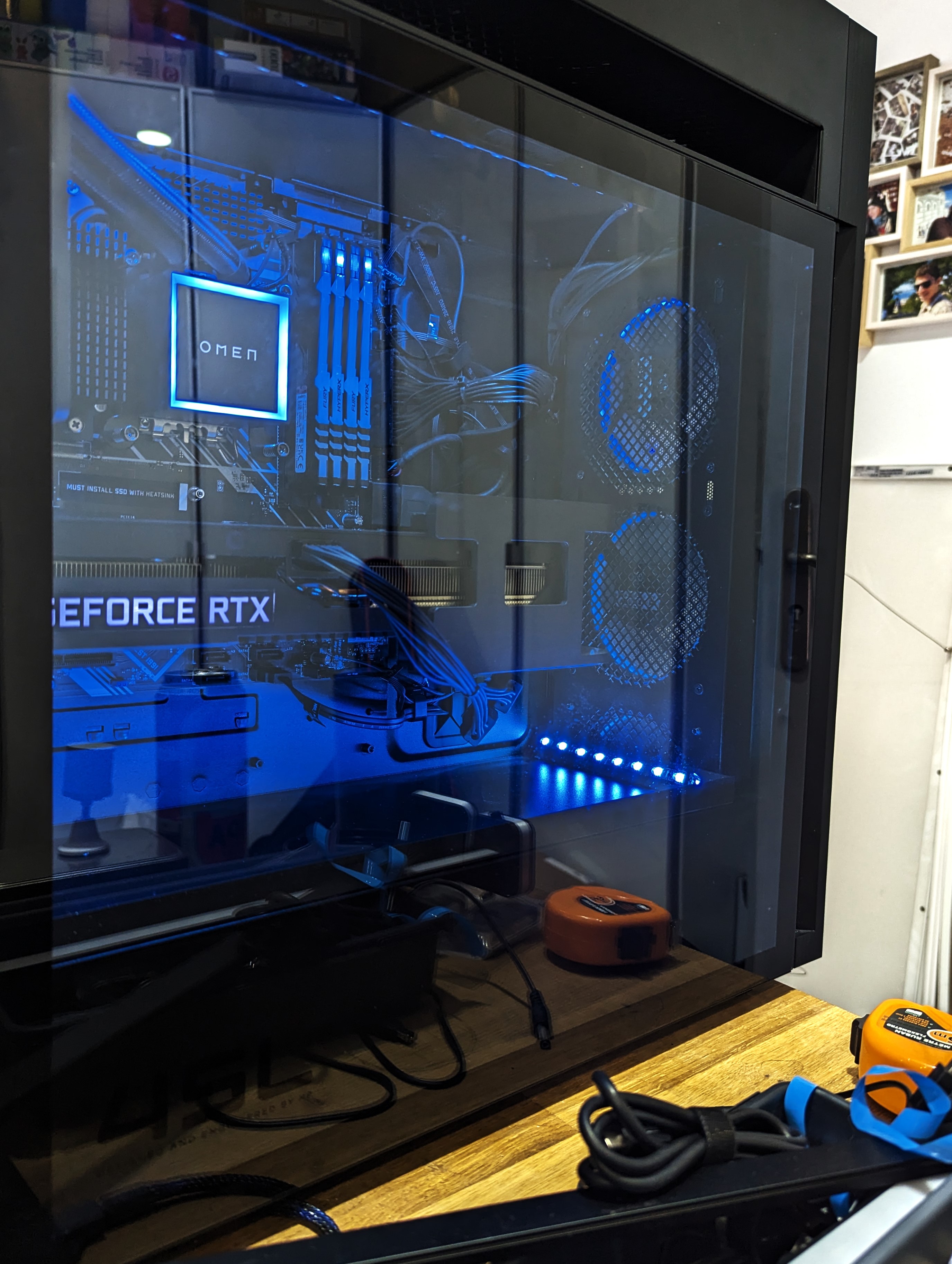 Omen 45L led holder