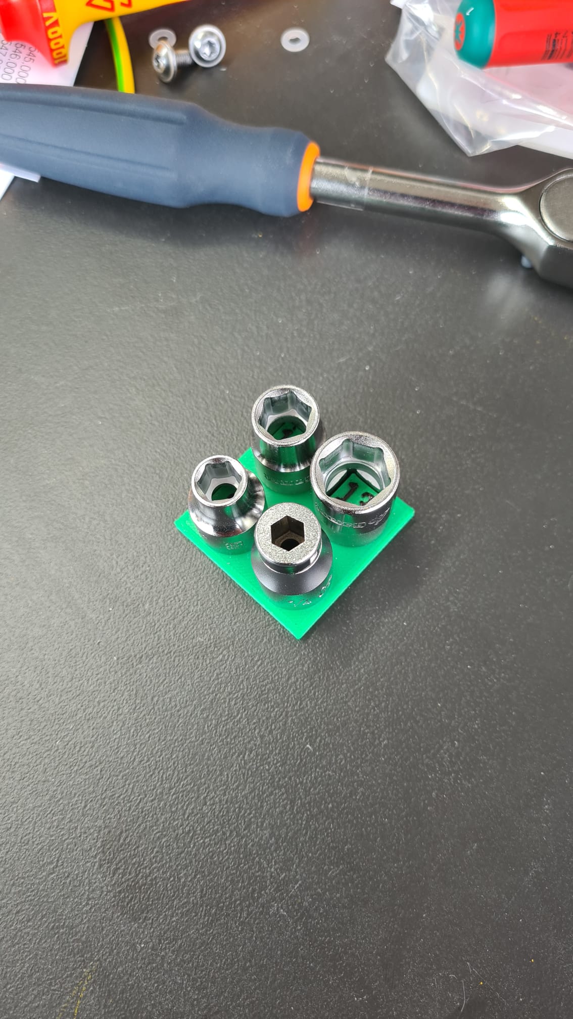 Nut Holder (8, 10, 13, Bit Adapter) by slohlein Download free STL