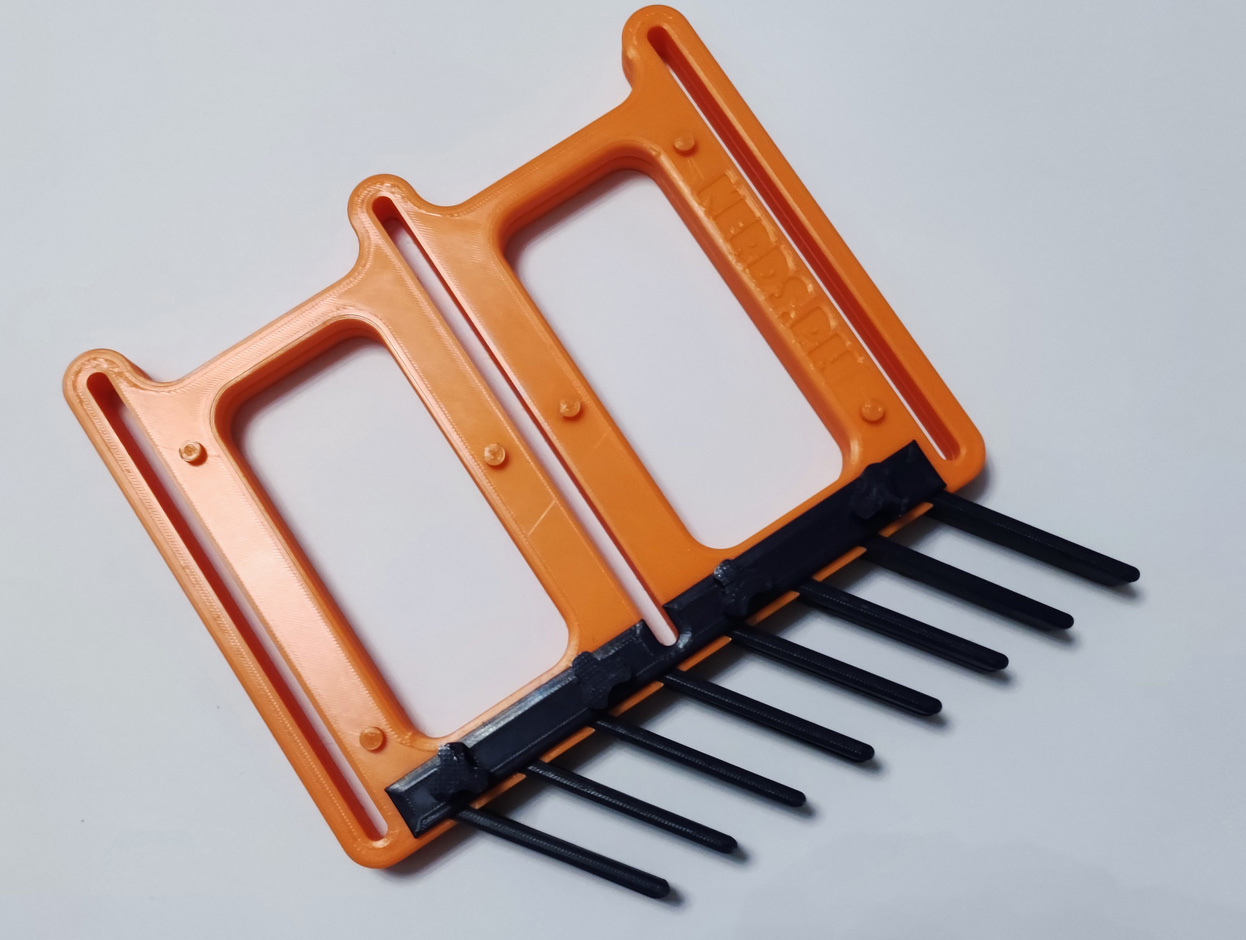 Miniatura 3 do modelo 3D Feather board (replaceable and stackable)