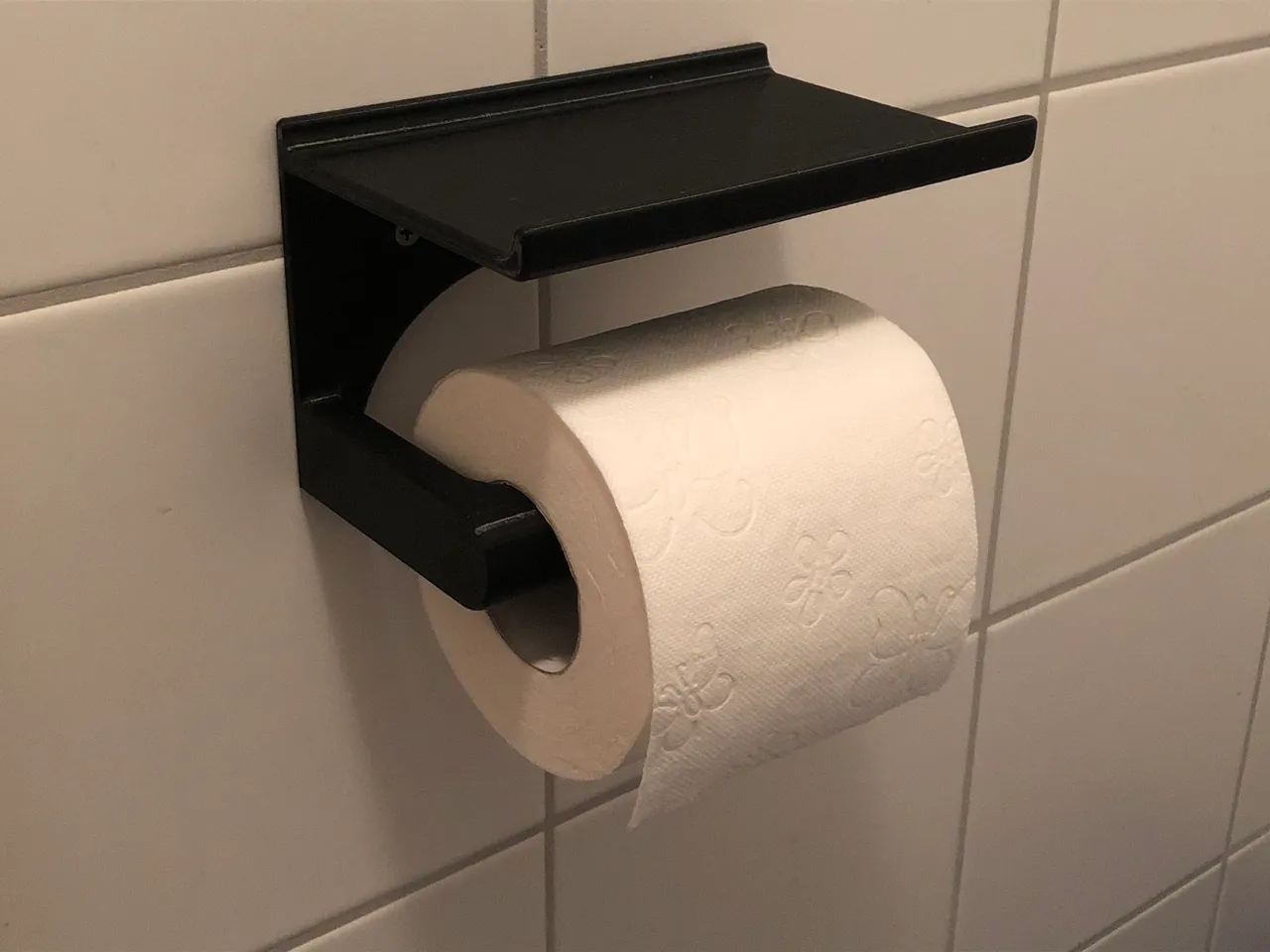 Had slå parti Toilet paper holder with tray by FuWeissinger | Download free STL model |  Printables.com