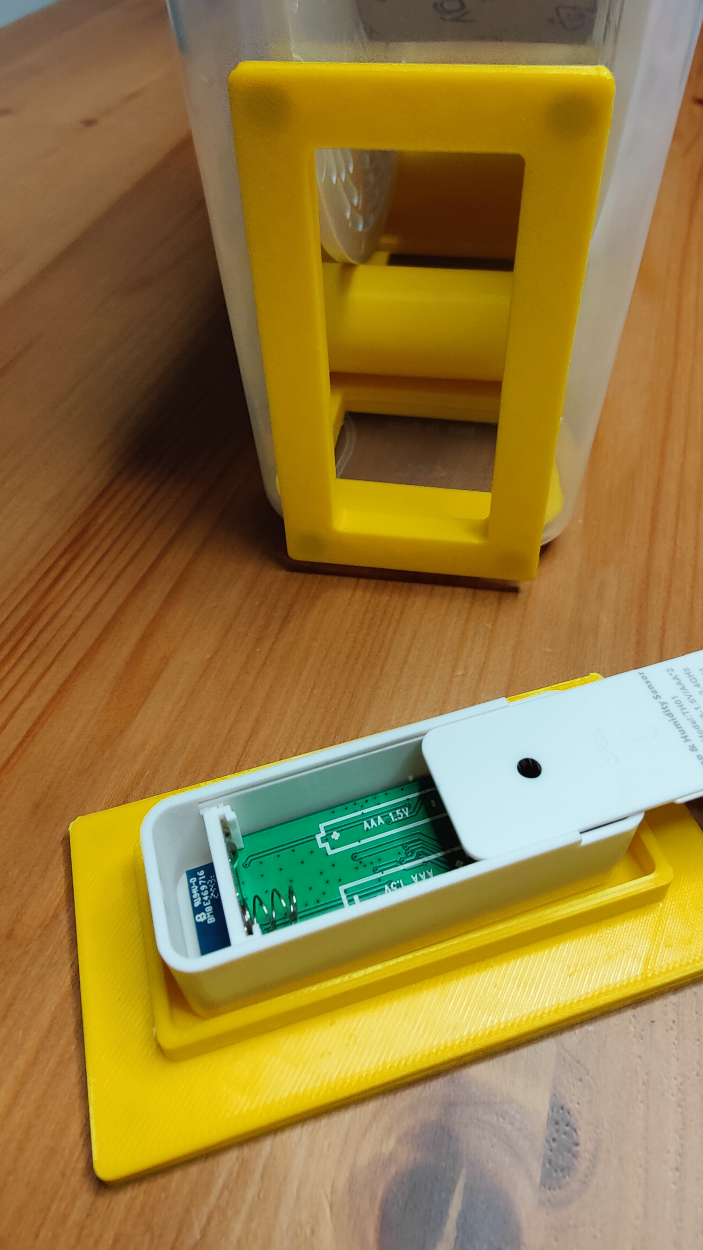 Drybox access hatch