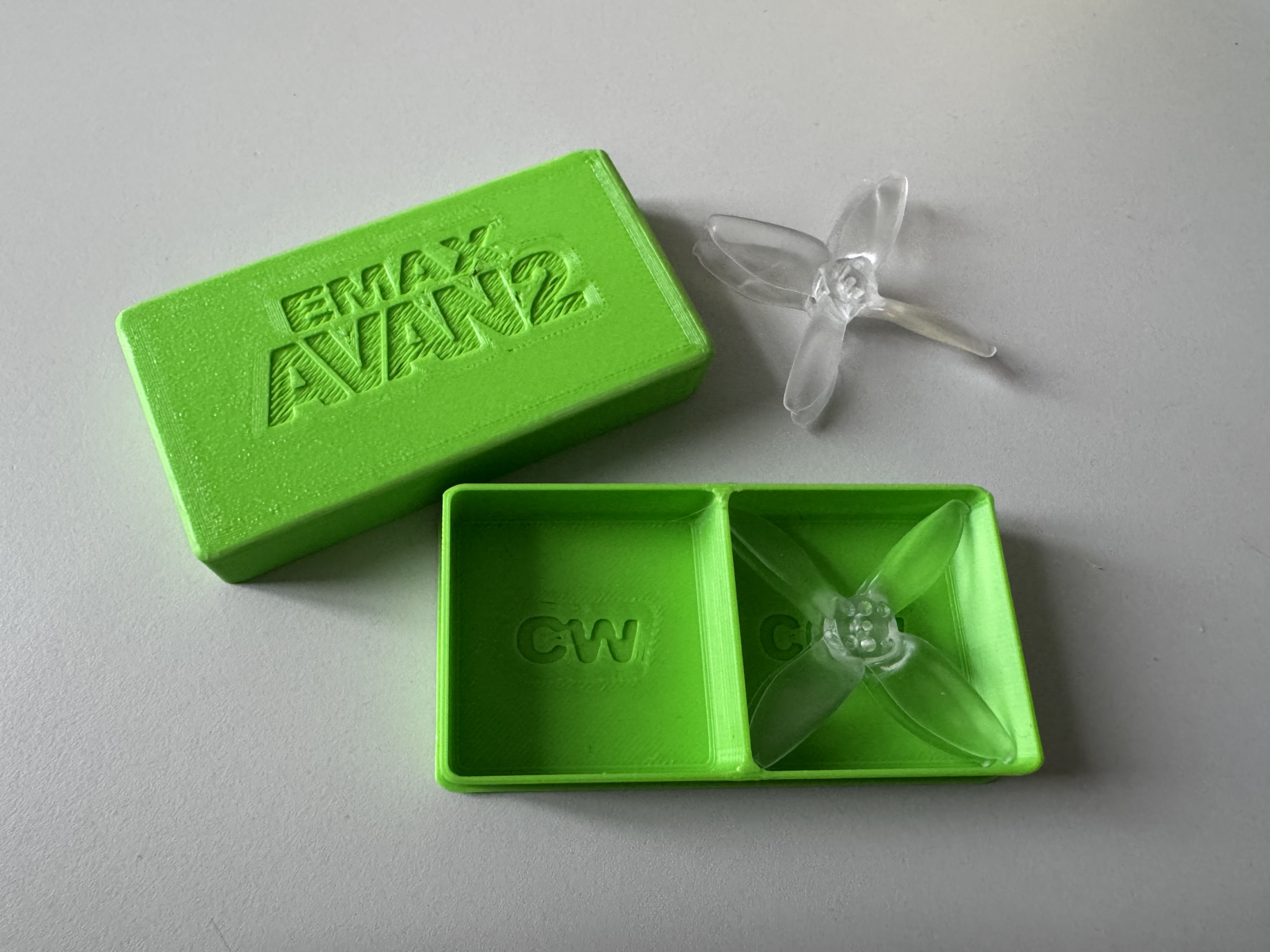 EMAX AVAN 2 inch propeller box